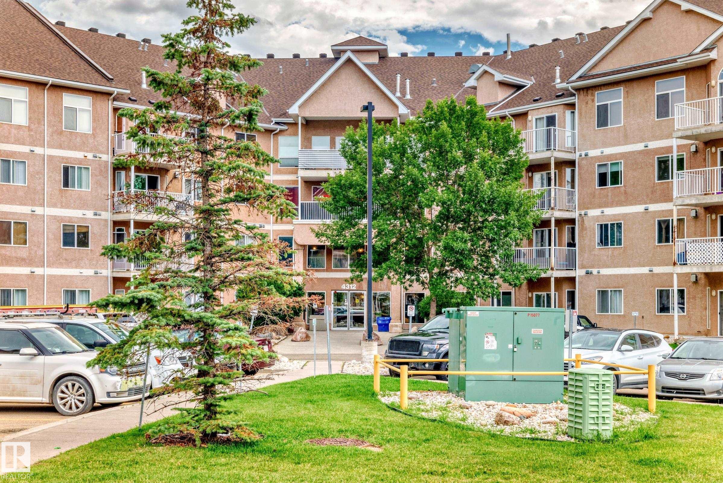 424 - 4312 139 Avenue NW, Clareview Town Centre, Edmonton