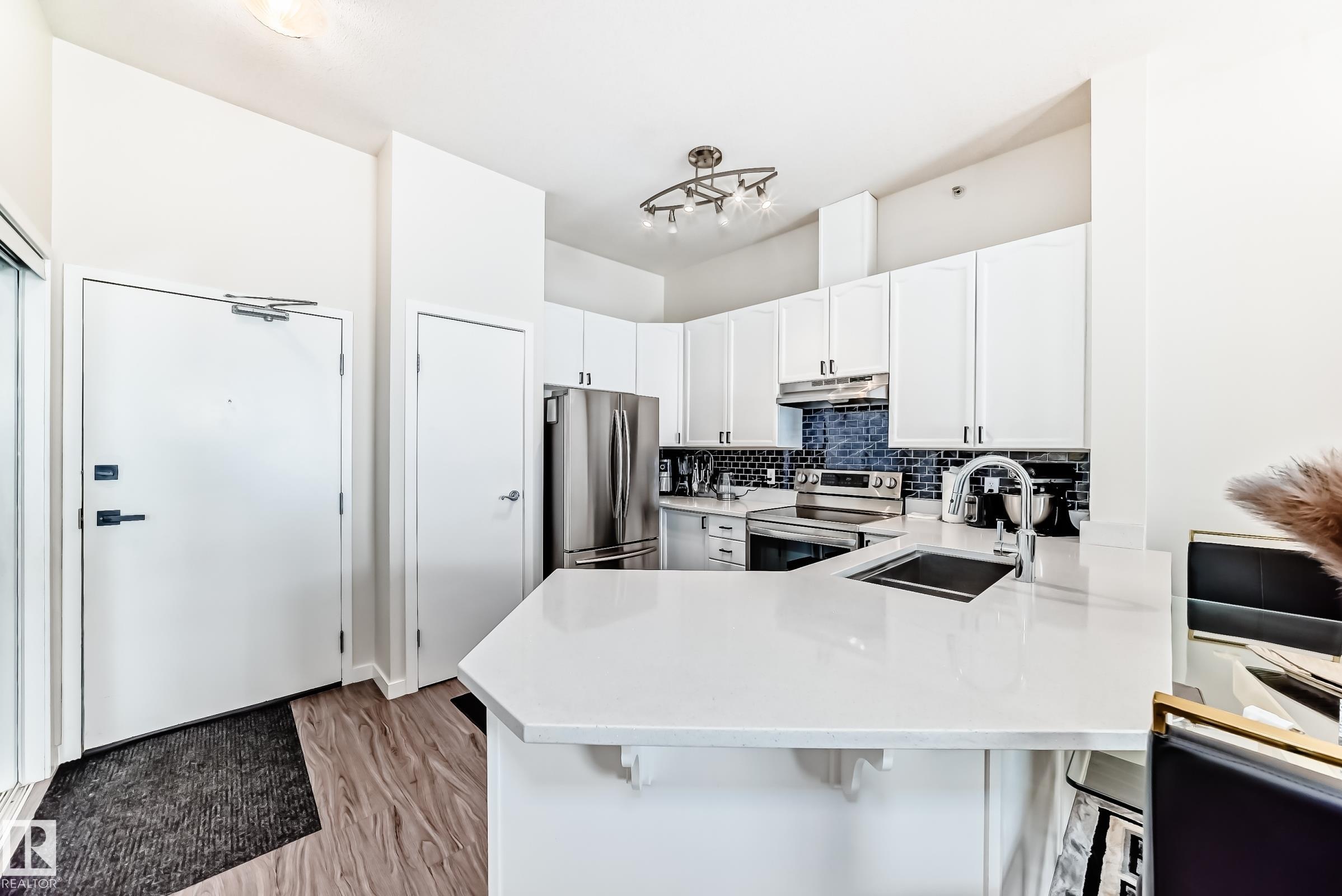 424 - 4312 139 Avenue NW, Clareview Town Centre, Edmonton