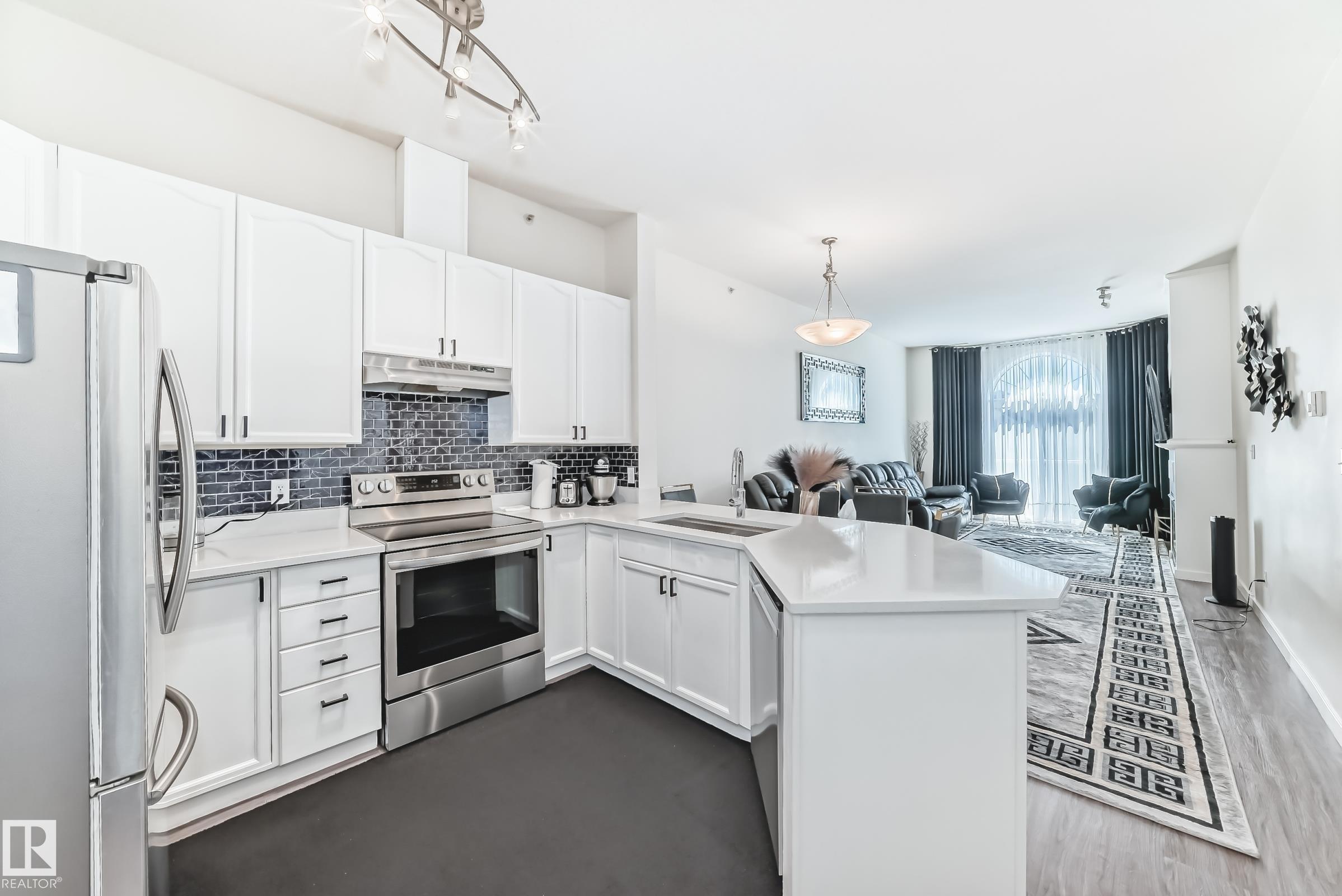 424 - 4312 139 Avenue NW, Clareview Town Centre, Edmonton