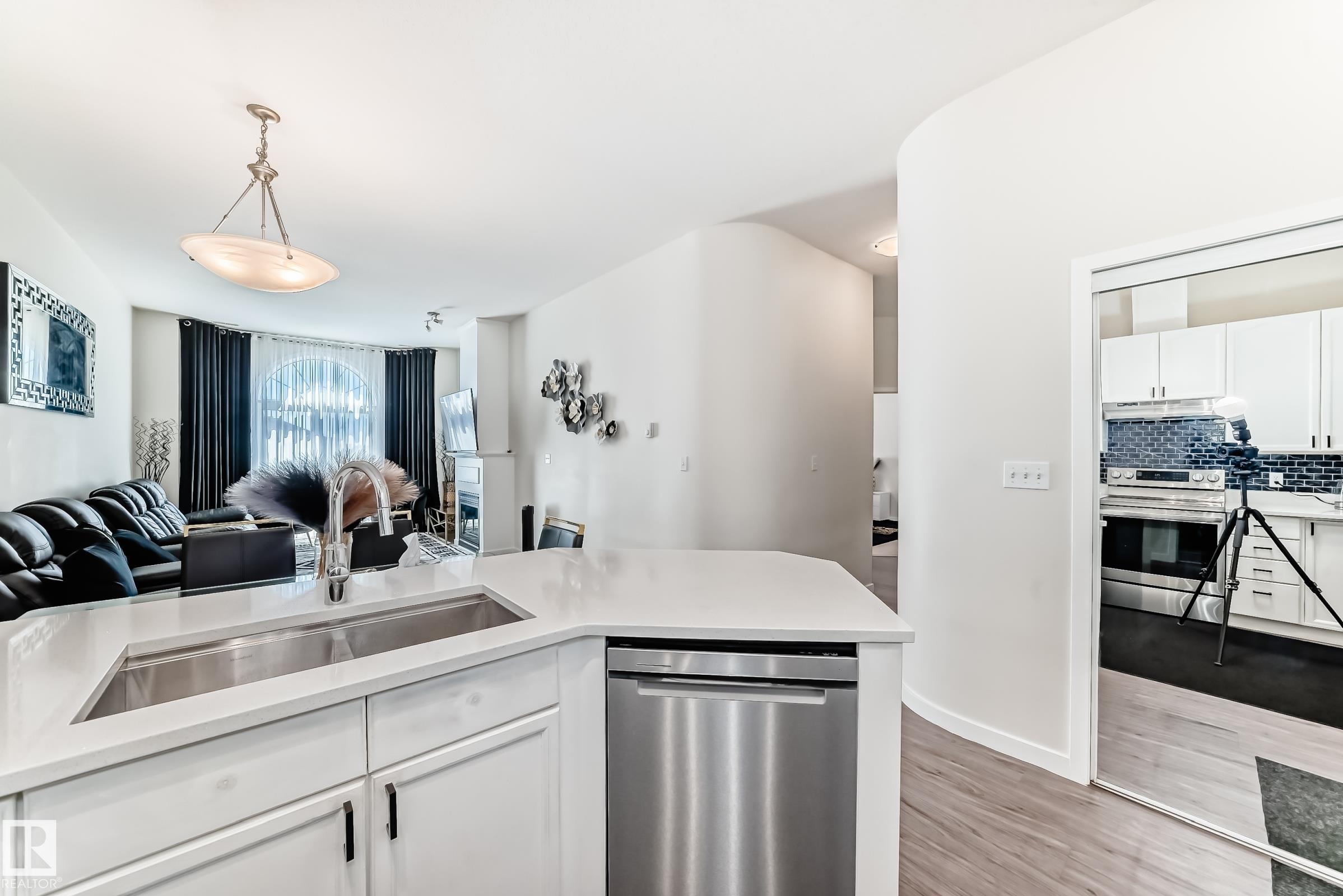 Photo 6 at 424 - 4312 139 Avenue NW, Clareview Town Centre, Edmonton