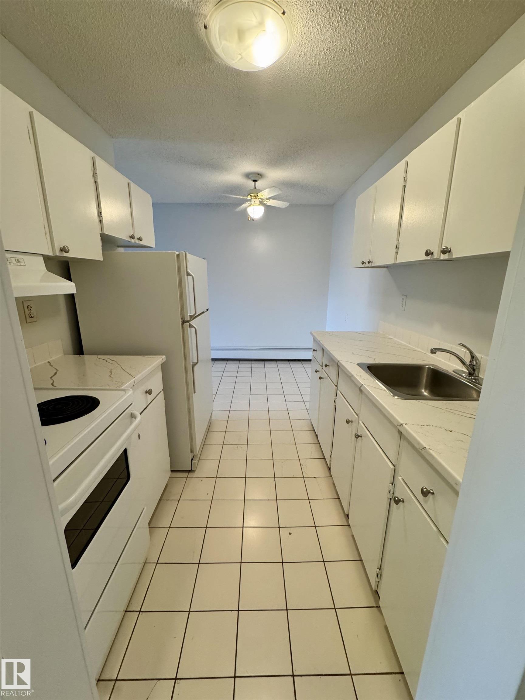 Photo 9 at 304 - 15105 121 Street NW, Caernarvon, Edmonton