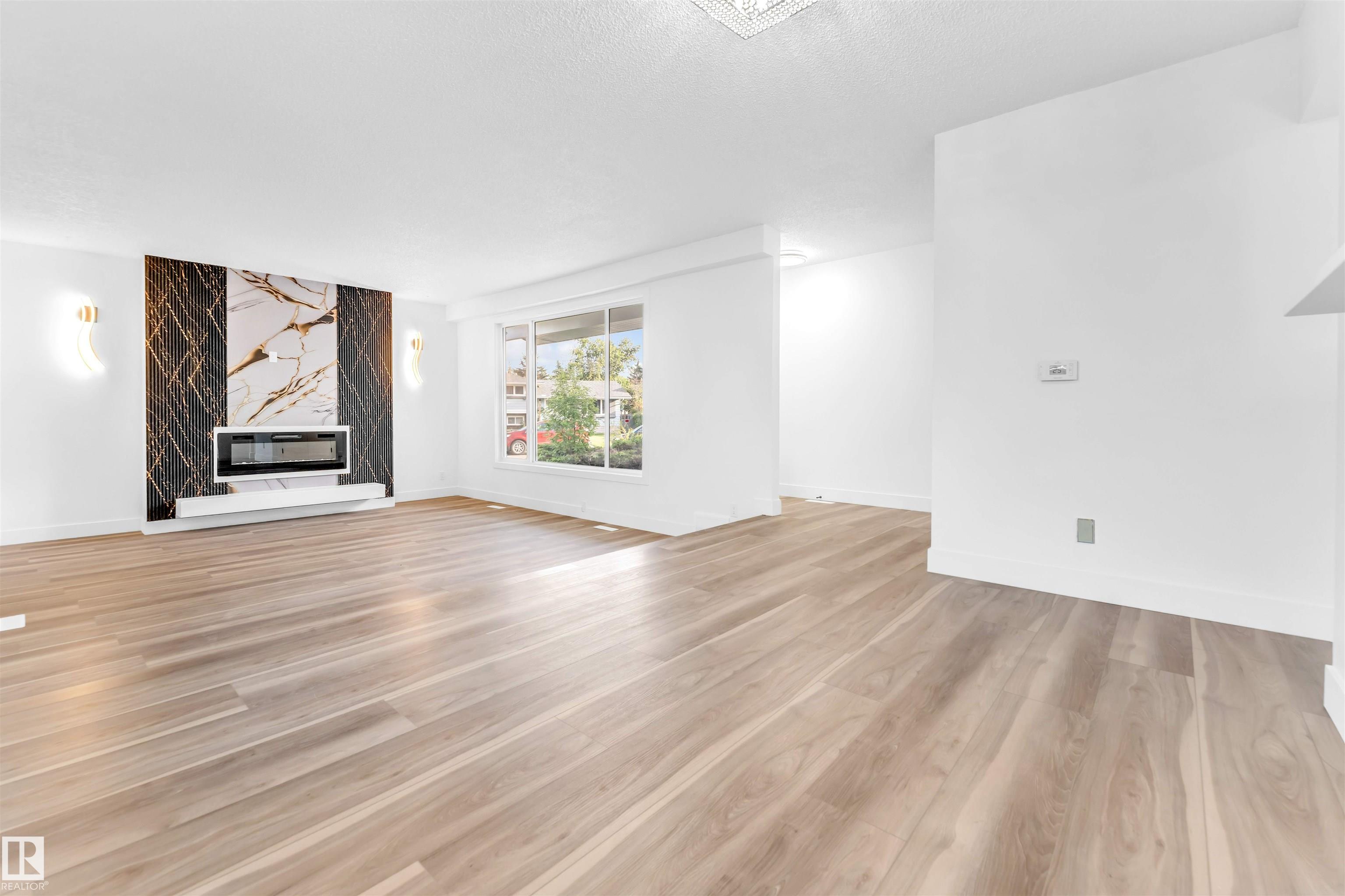 Photo 11 at 3508 84 Street NW, Richfield, Edmonton