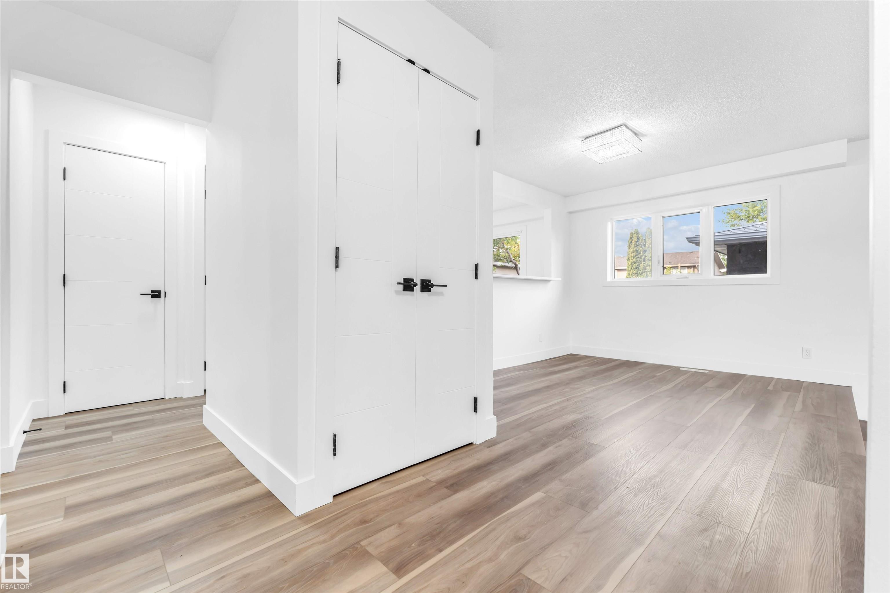 Photo 13 at 3508 84 Street NW, Richfield, Edmonton