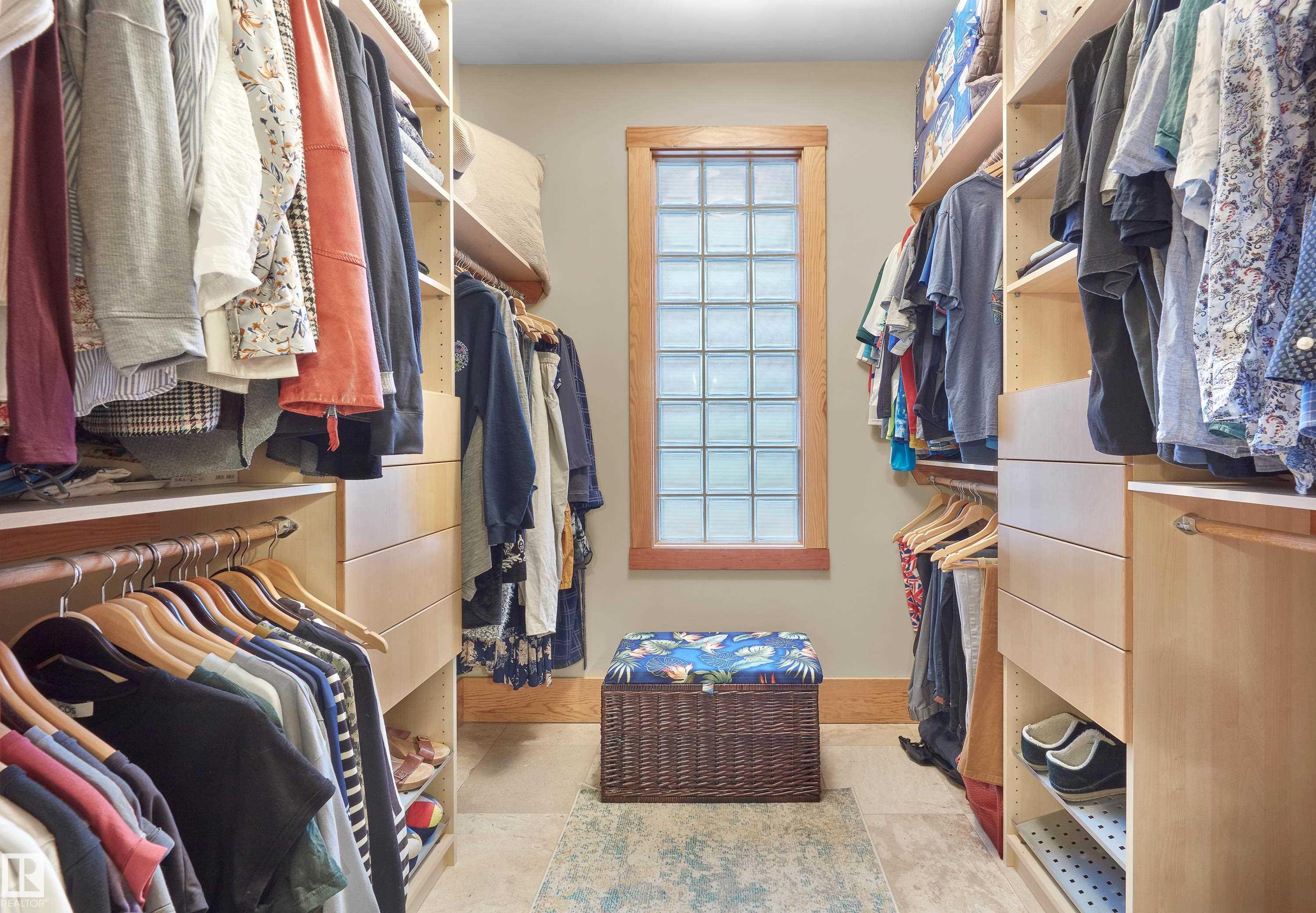 Photo 17 at 9135 117 Street NW, Windsor Park, Edmonton