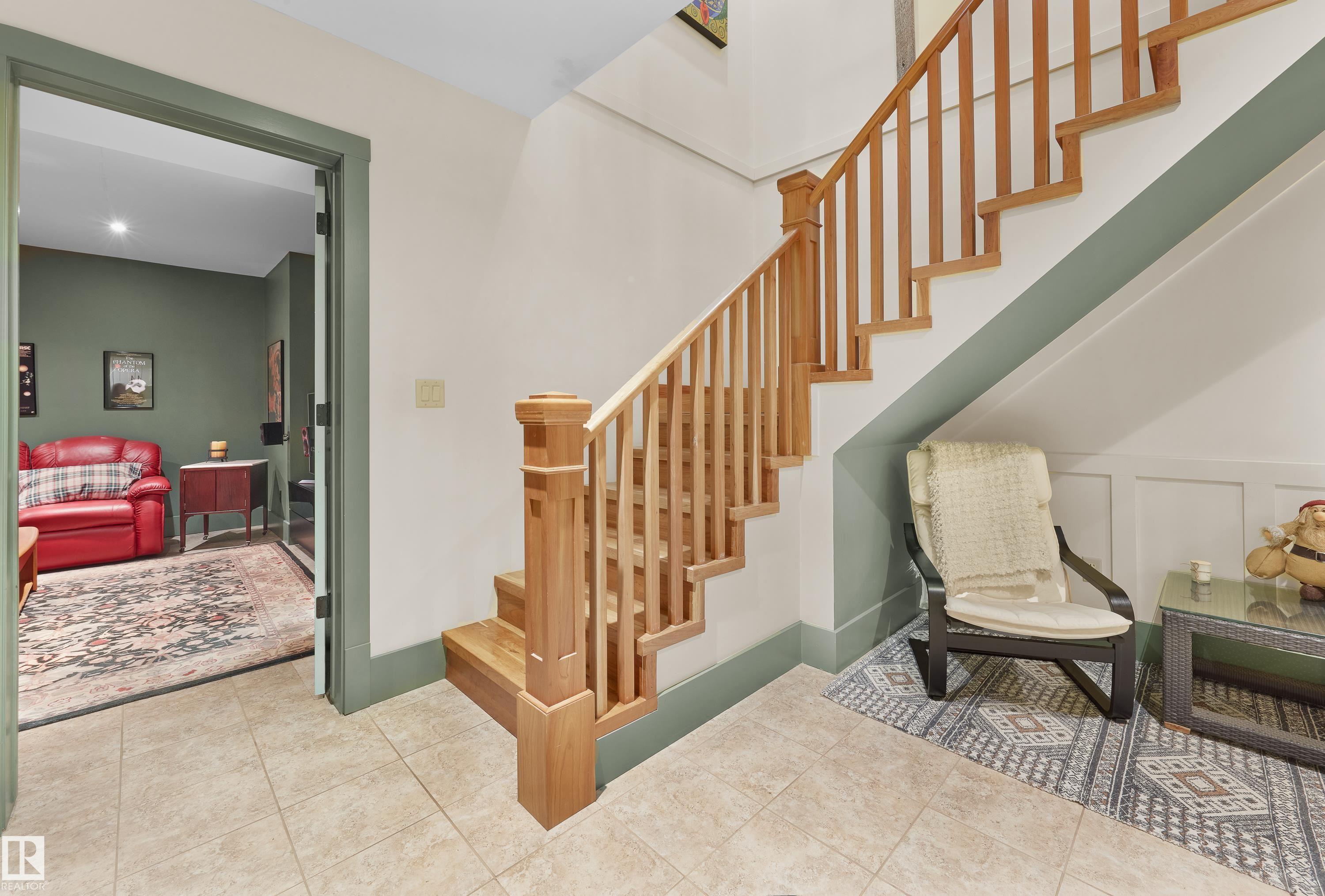 Photo 22 at 9135 117 Street NW, Windsor Park, Edmonton