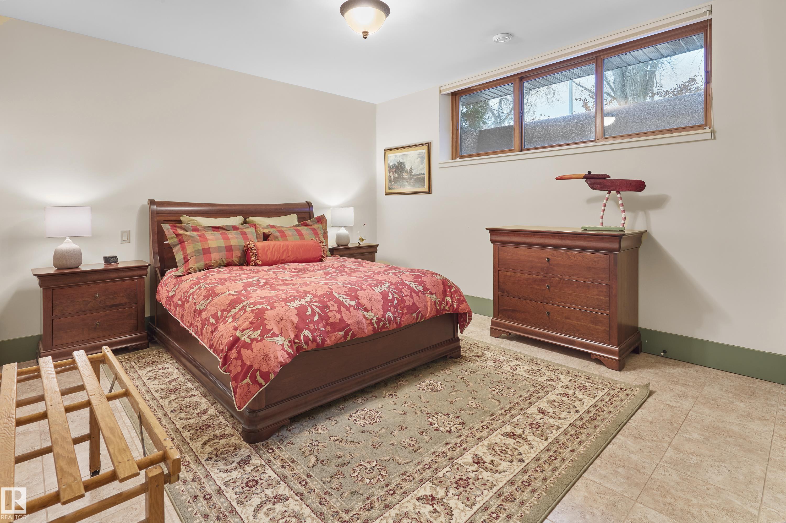 Photo 26 at 9135 117 Street NW, Windsor Park, Edmonton