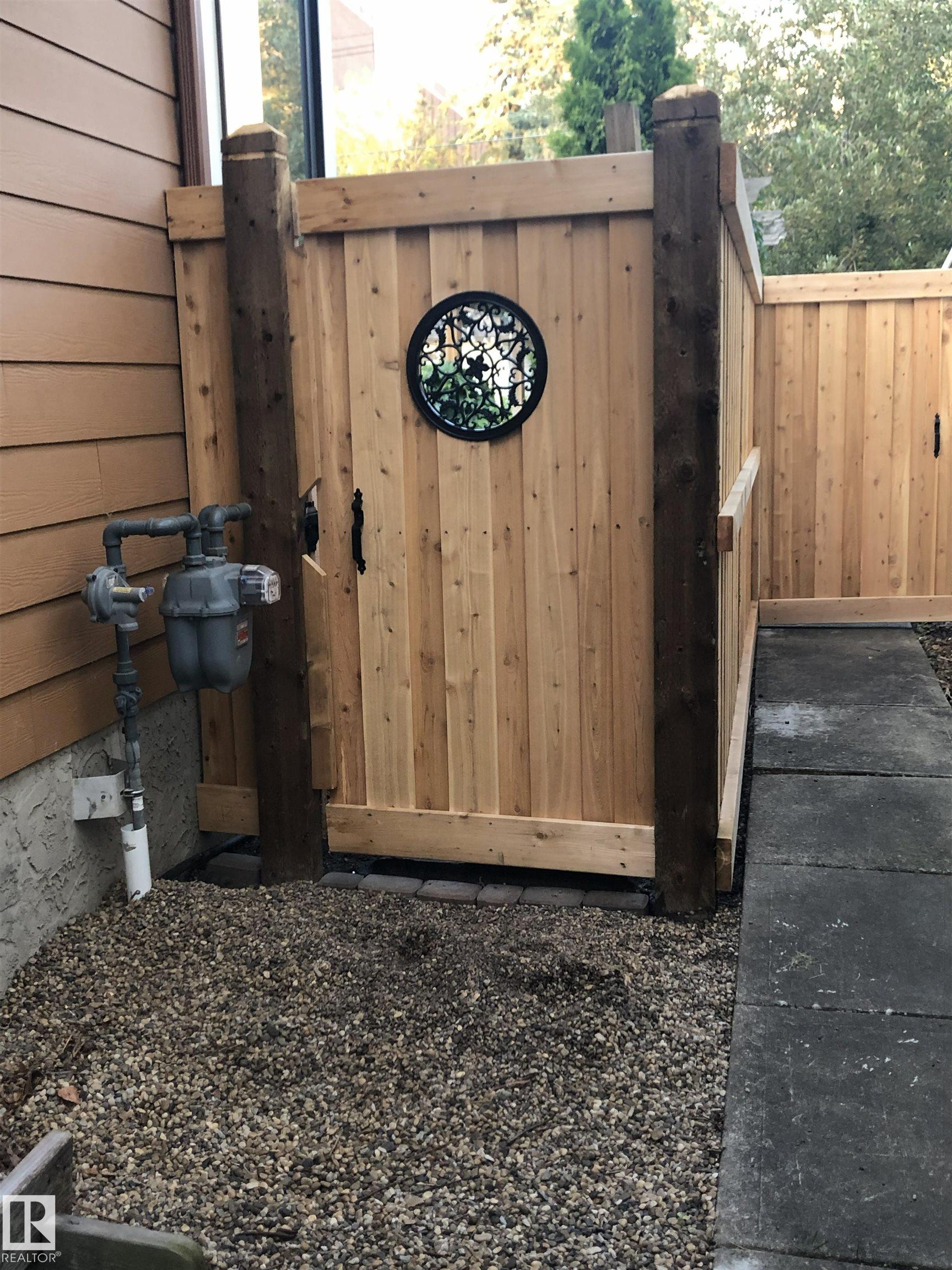 Photo 52 at 9135 117 Street NW, Windsor Park, Edmonton