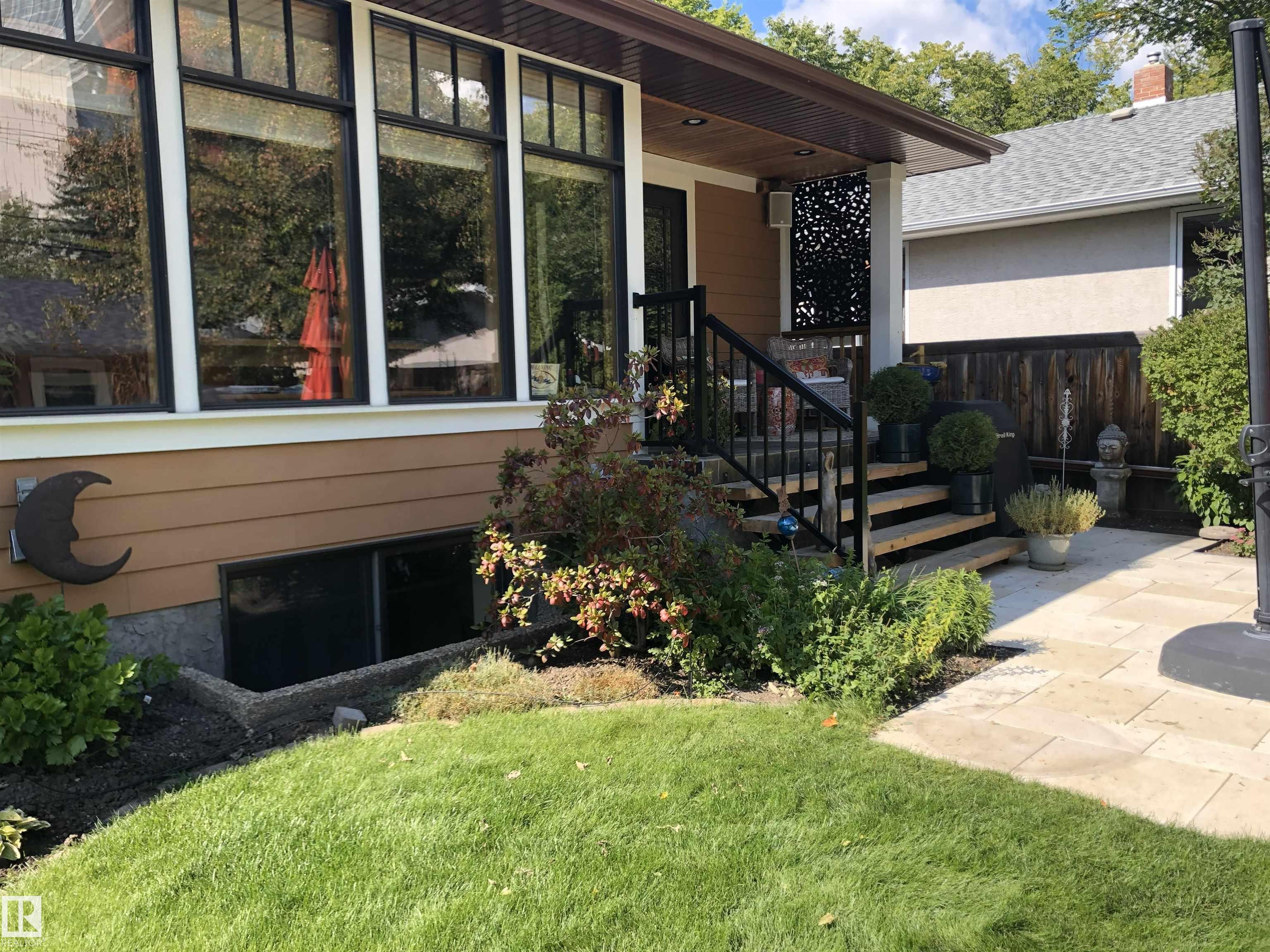 Photo 55 at 9135 117 Street NW, Windsor Park, Edmonton