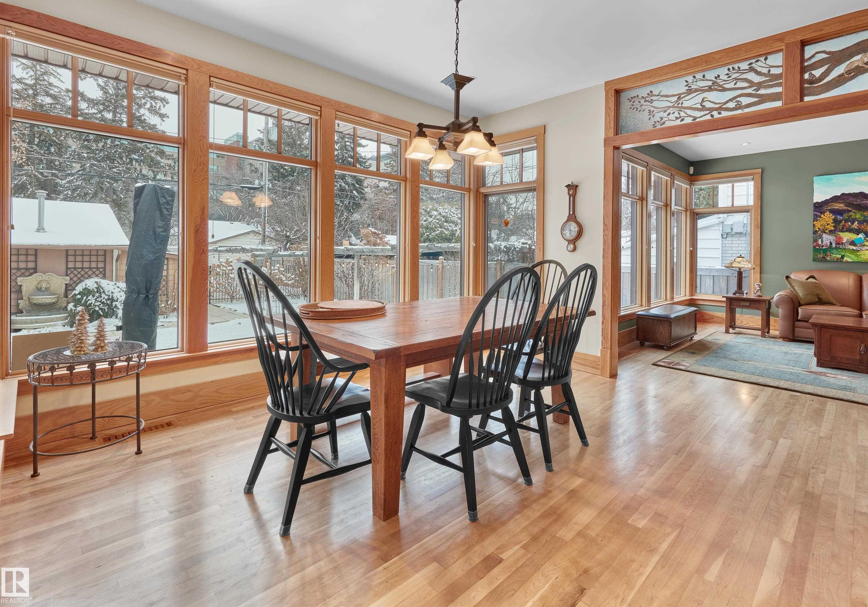 Photo 9 at 9135 117 Street NW, Windsor Park, Edmonton