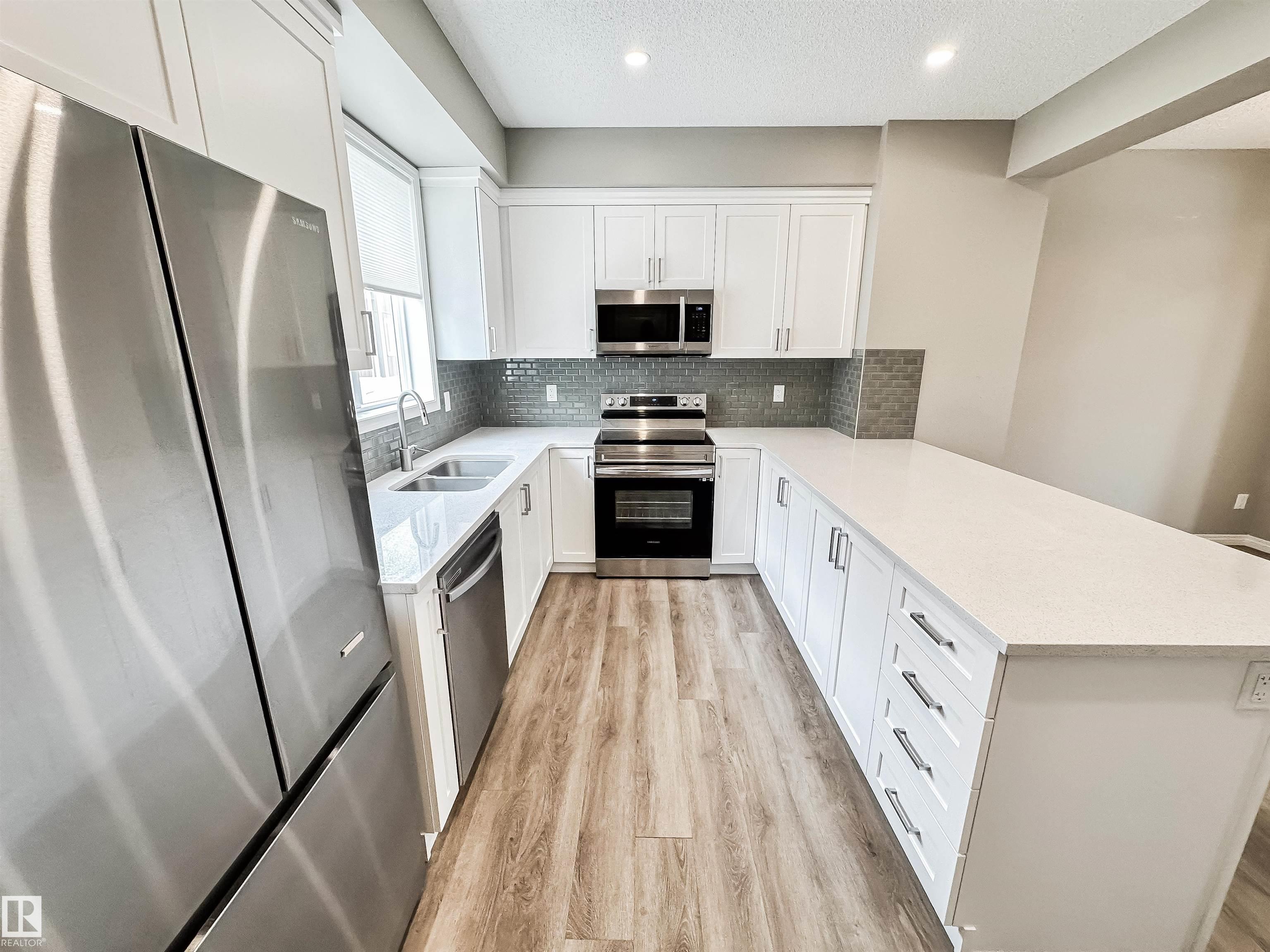 Photo 14 at 100 - 2072 Wonnacott Way SW, Walker, Edmonton