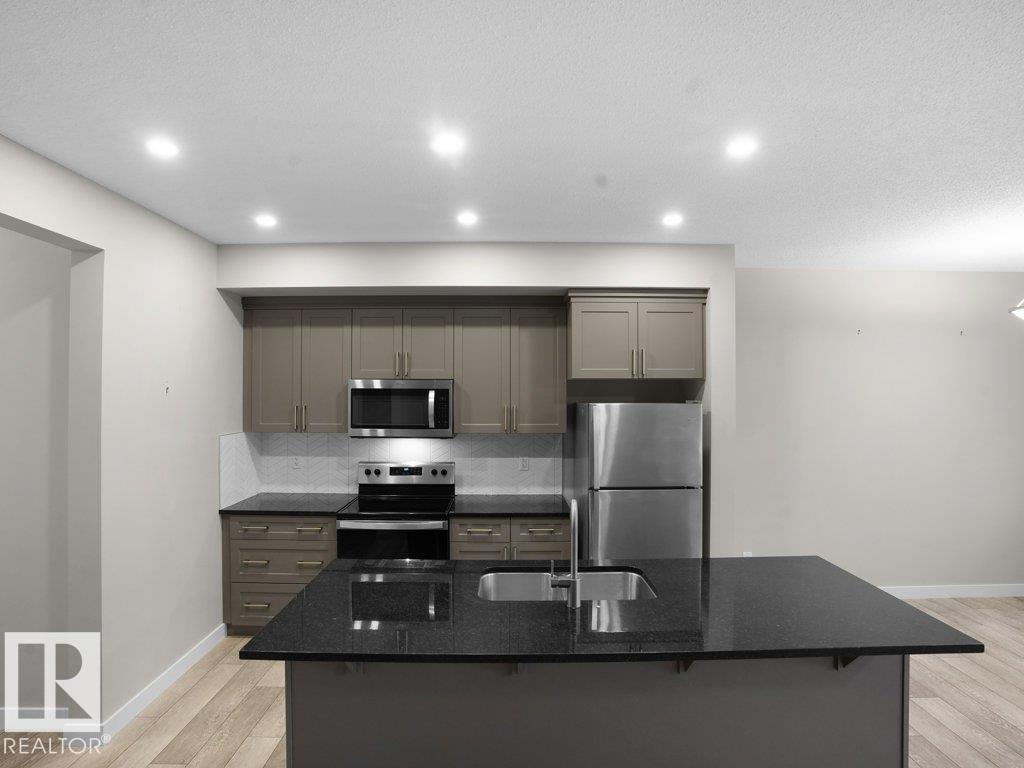 Photo 33 at 20329 15a Avenue NW, Stillwater, Edmonton