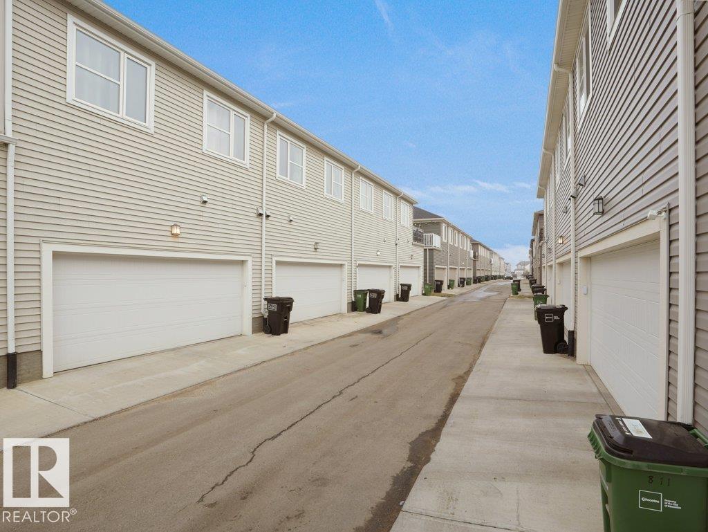 Photo 8 at 20329 15a Avenue NW, Stillwater, Edmonton