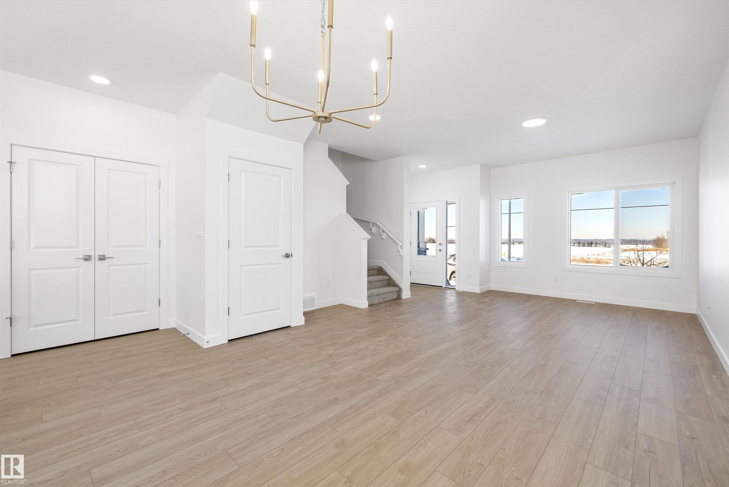 Photo 8 at 4594 Warbler Loop NW, Kinglet Gardens, Edmonton