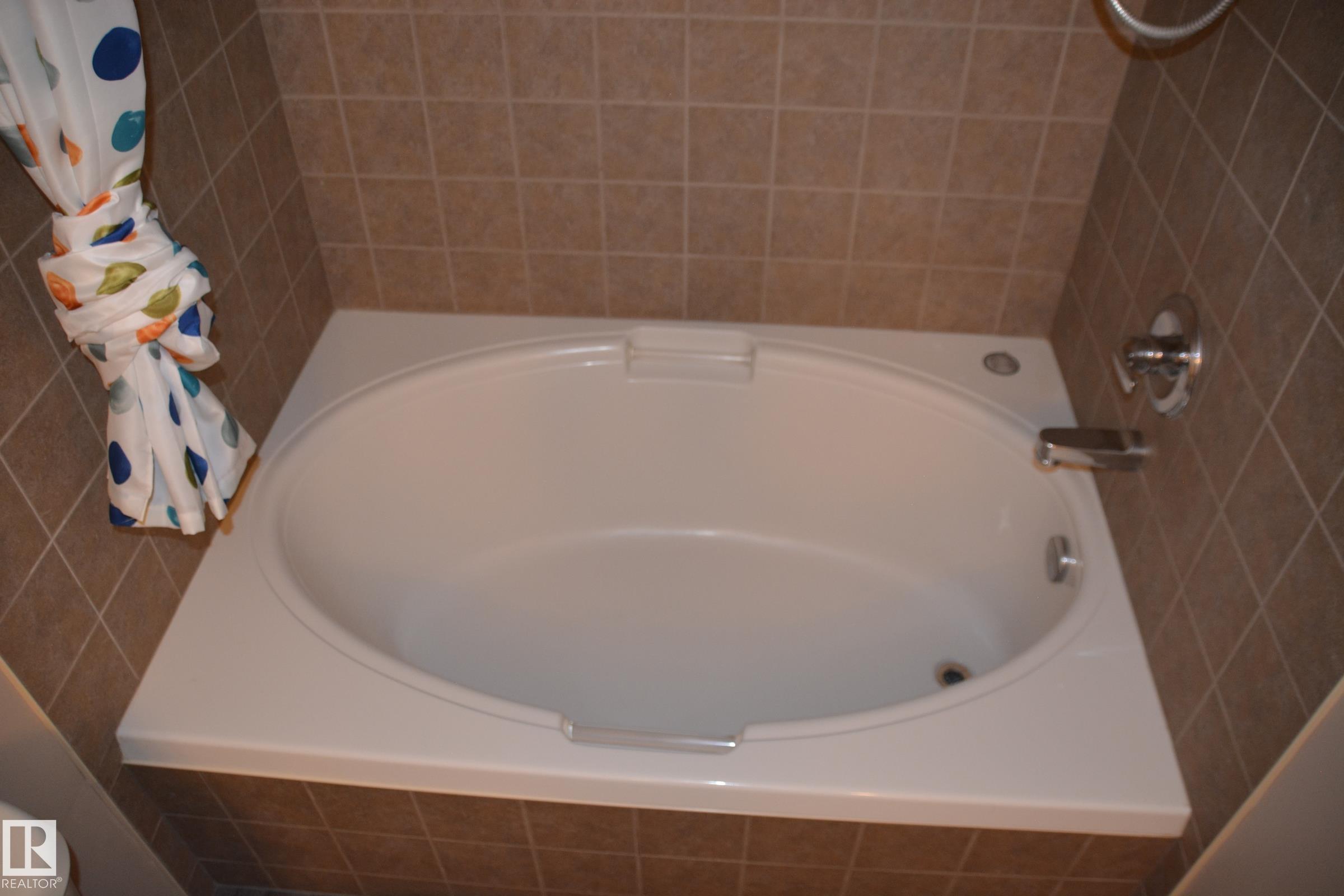 Photo 31 at 11176 83 Avenue NW, Garneau, Edmonton