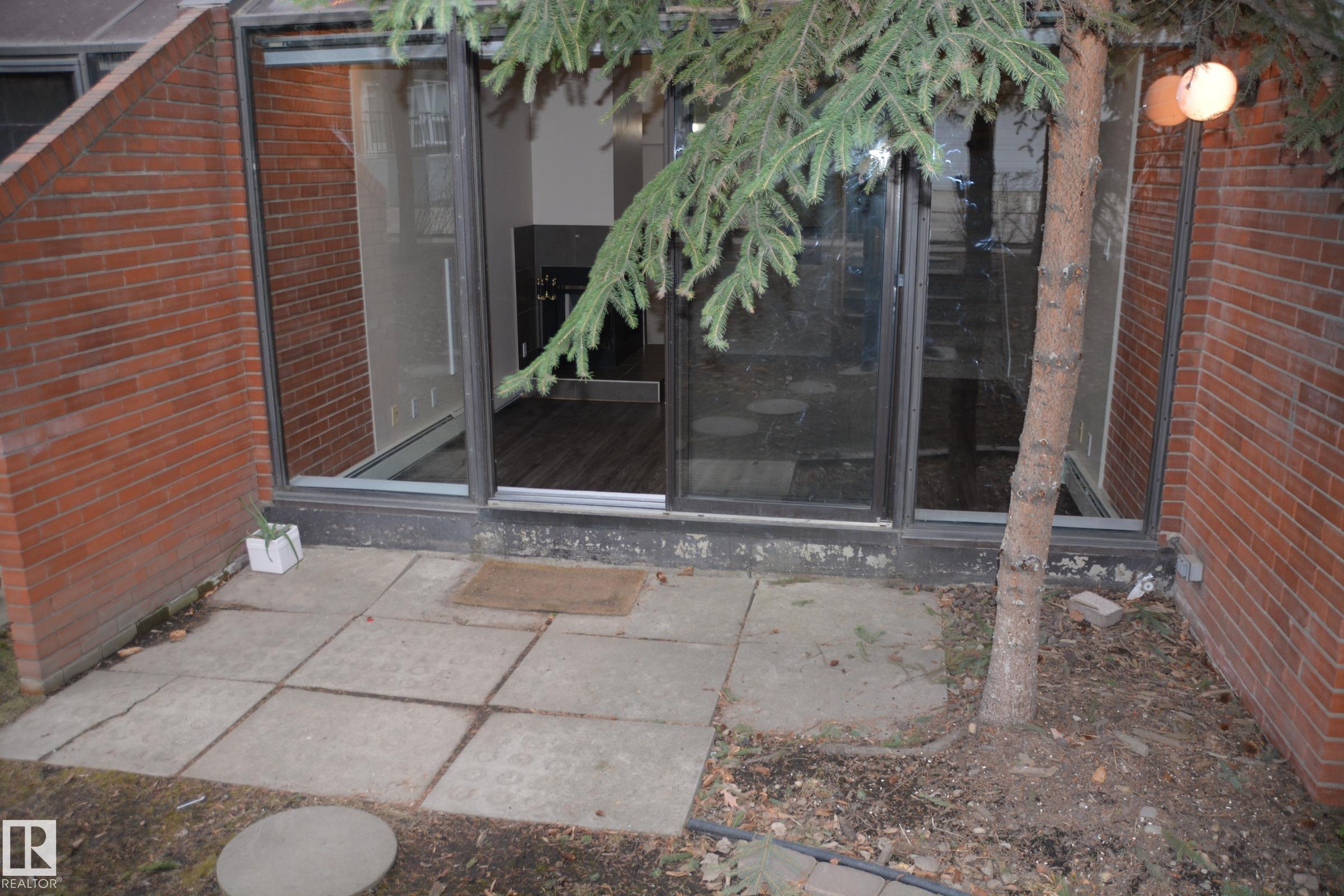 Photo 37 at 11176 83 Avenue NW, Garneau, Edmonton