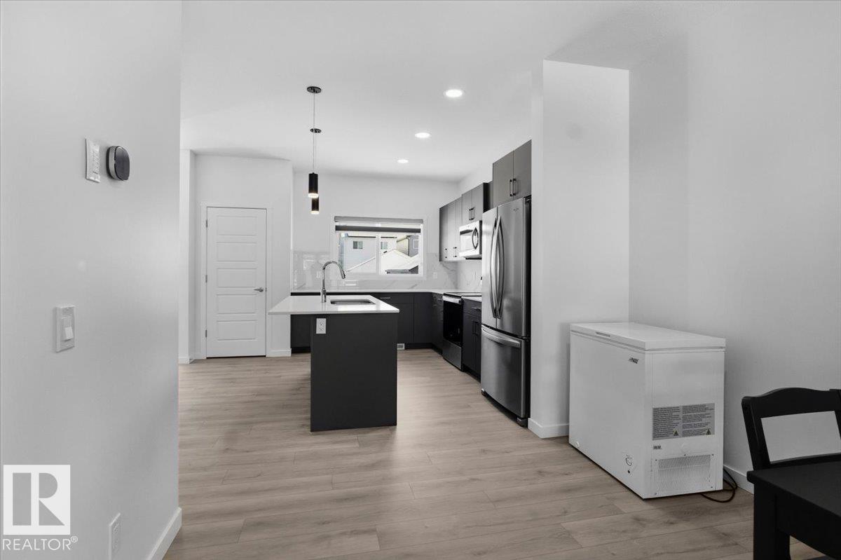 Photo 13 at 3323 Erlanger Bend NW, Edgemont, Edmonton