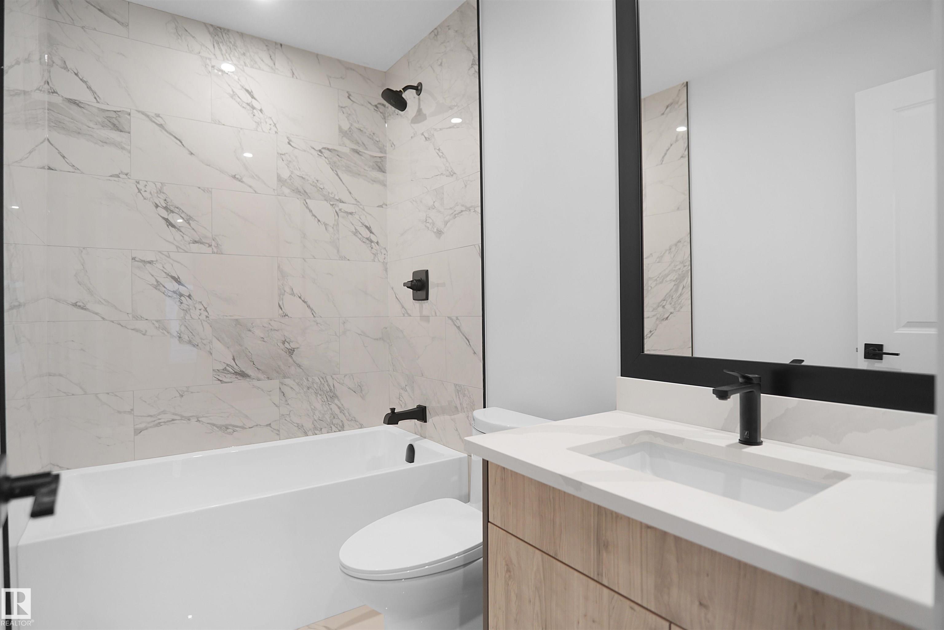 Photo 33 at 12 Axelwood Crescent, Jesperdale, Spruce Grove