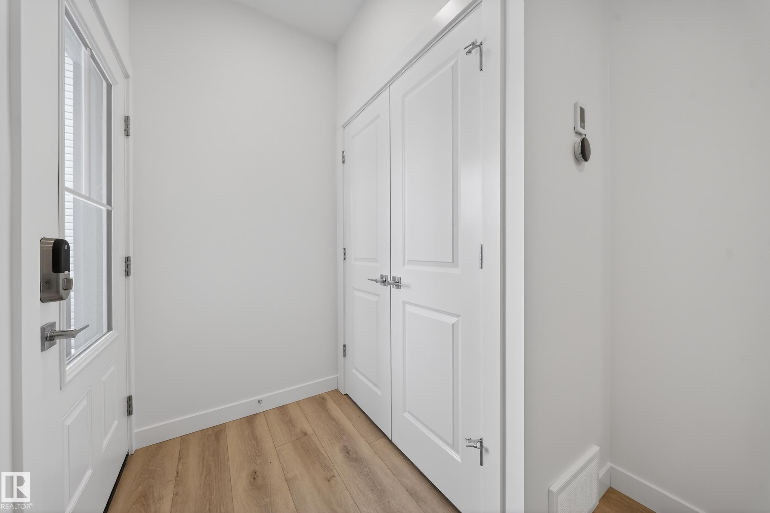 Photo 8 at 7104 47a Street, Le Reve, Beaumont