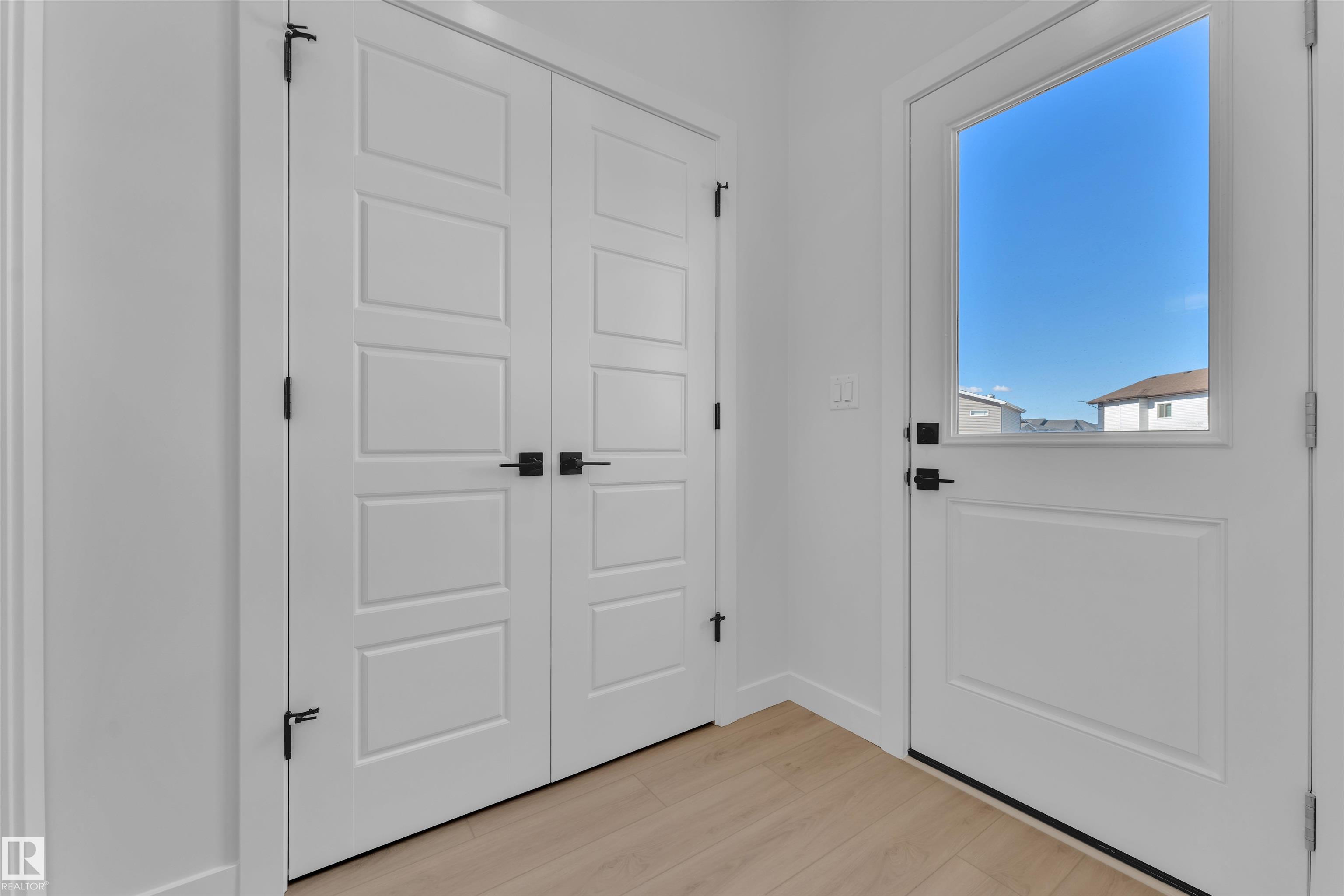 Photo 17 at 752 Mattson Drive SW, Mattson, Edmonton