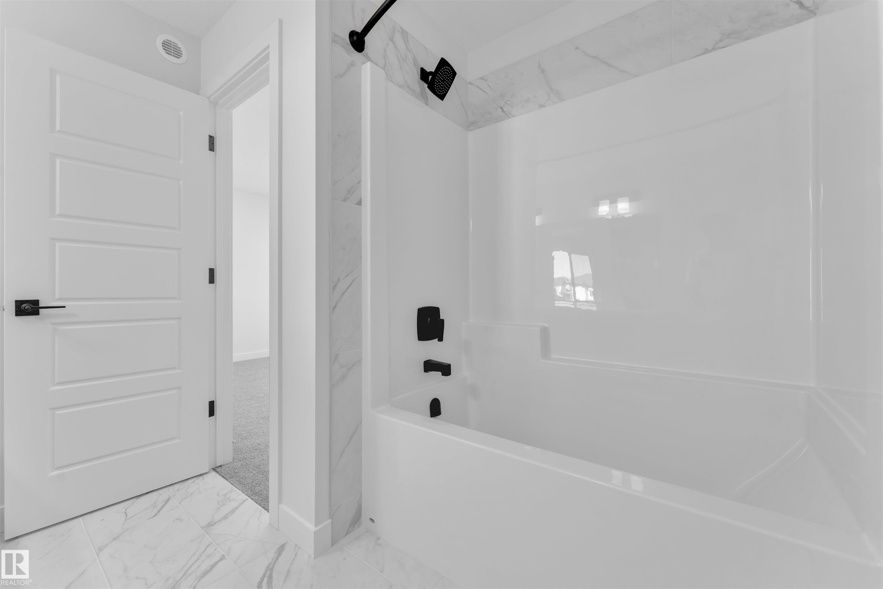 Photo 24 at 752 Mattson Drive SW, Mattson, Edmonton