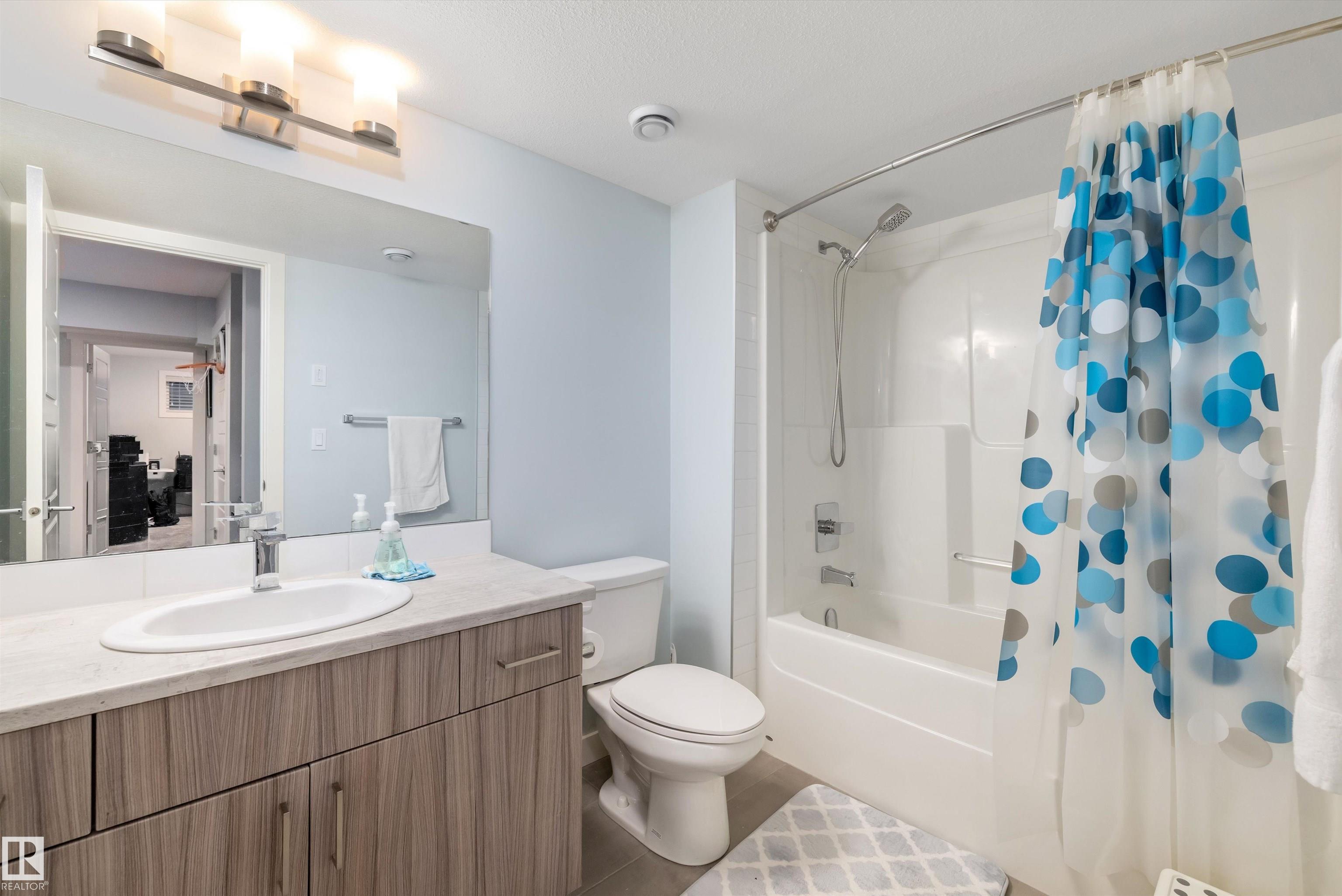 Photo 43 at 2086 Graydon Hill Crescent SW, Graydon Hill, Edmonton