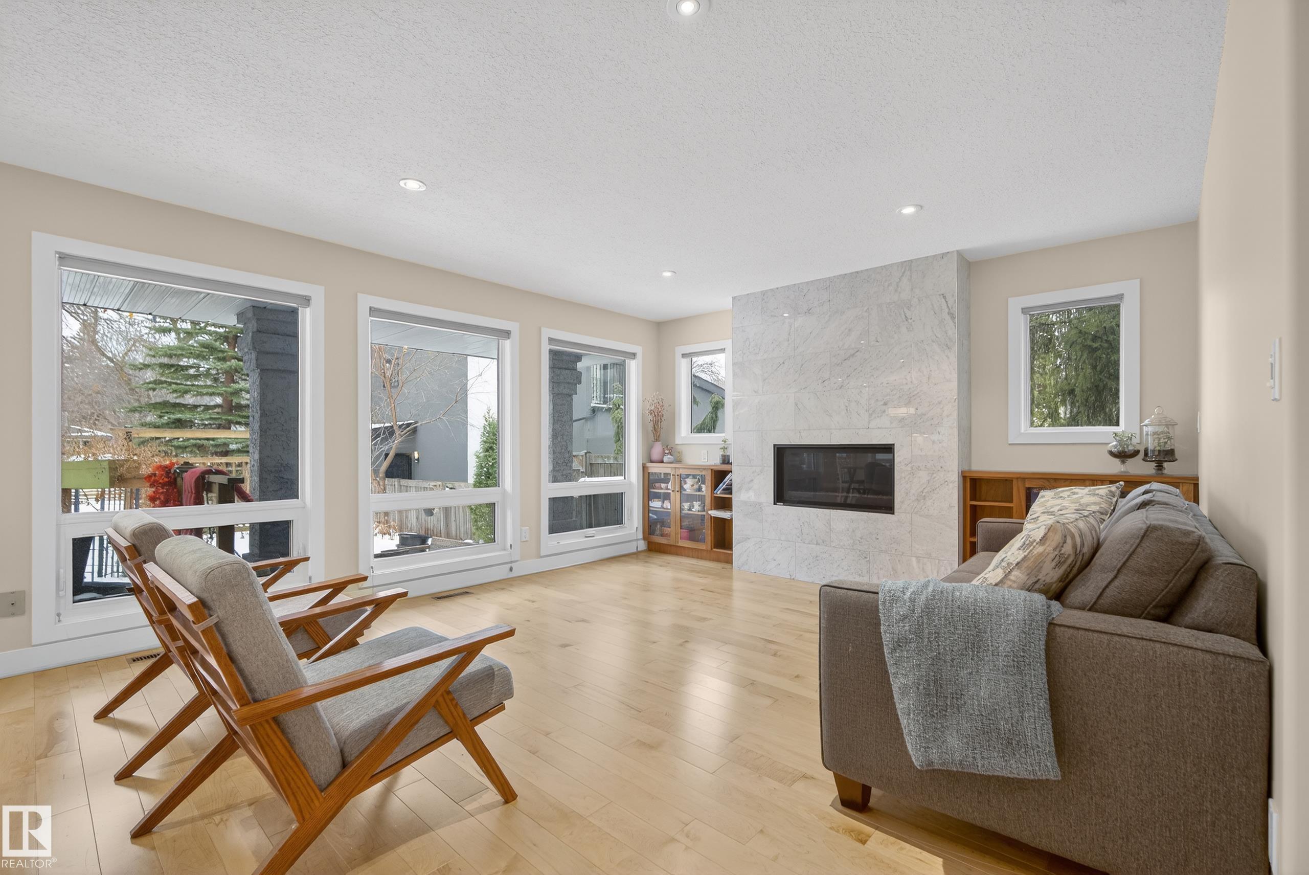 Photo 8 at 9324 95 Street NW, Bonnie Doon, Edmonton