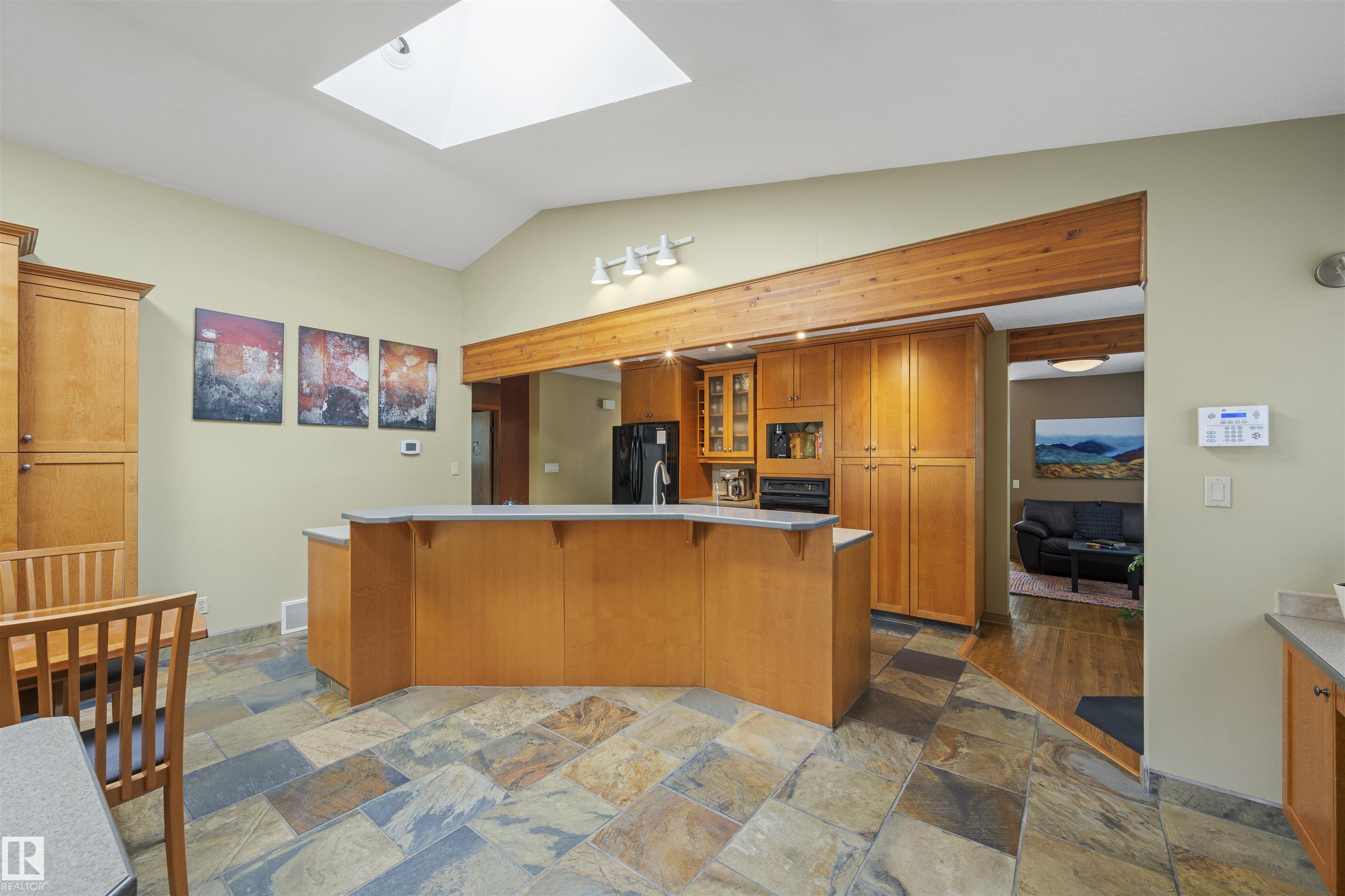 Photo 20 at 11622 76 Avenue NW, Belgravia, Edmonton