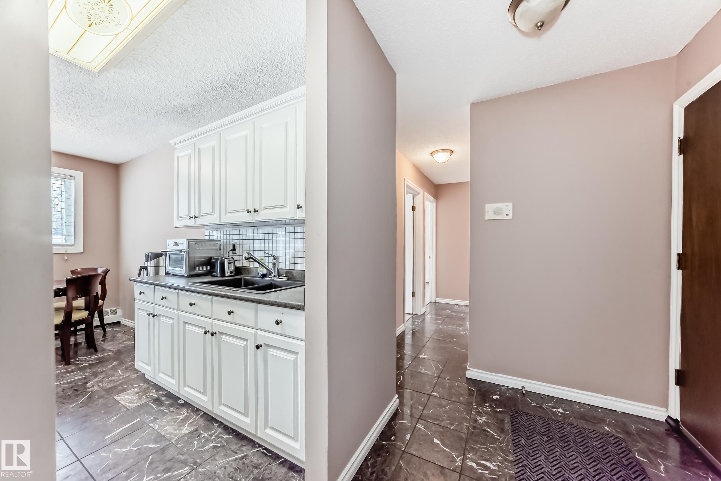 Photo 21 at 121 - 15105 121 Street NW, Caernarvon, Edmonton