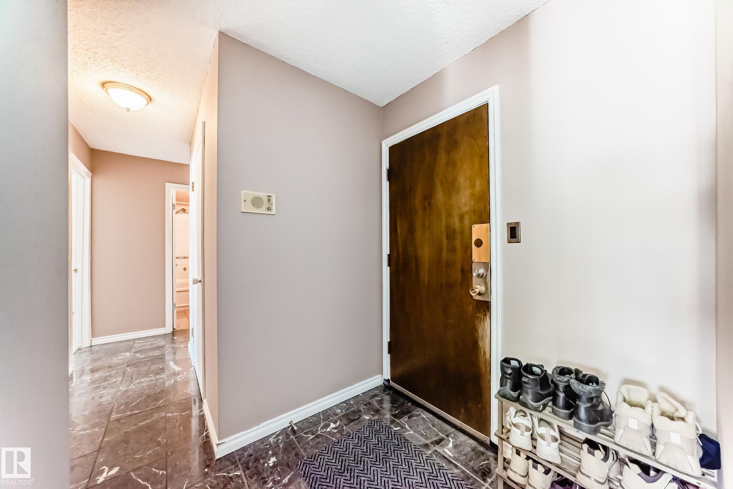 Photo 35 at 121 - 15105 121 Street NW, Caernarvon, Edmonton