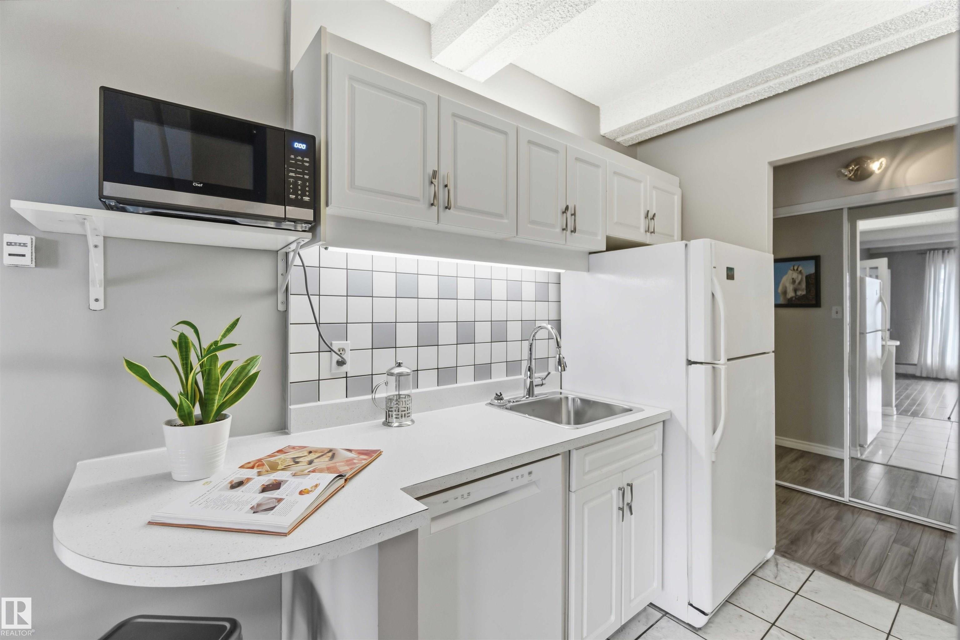 Photo 7 at 1509 - 9918 101 Street NW, Downtown, Edmonton