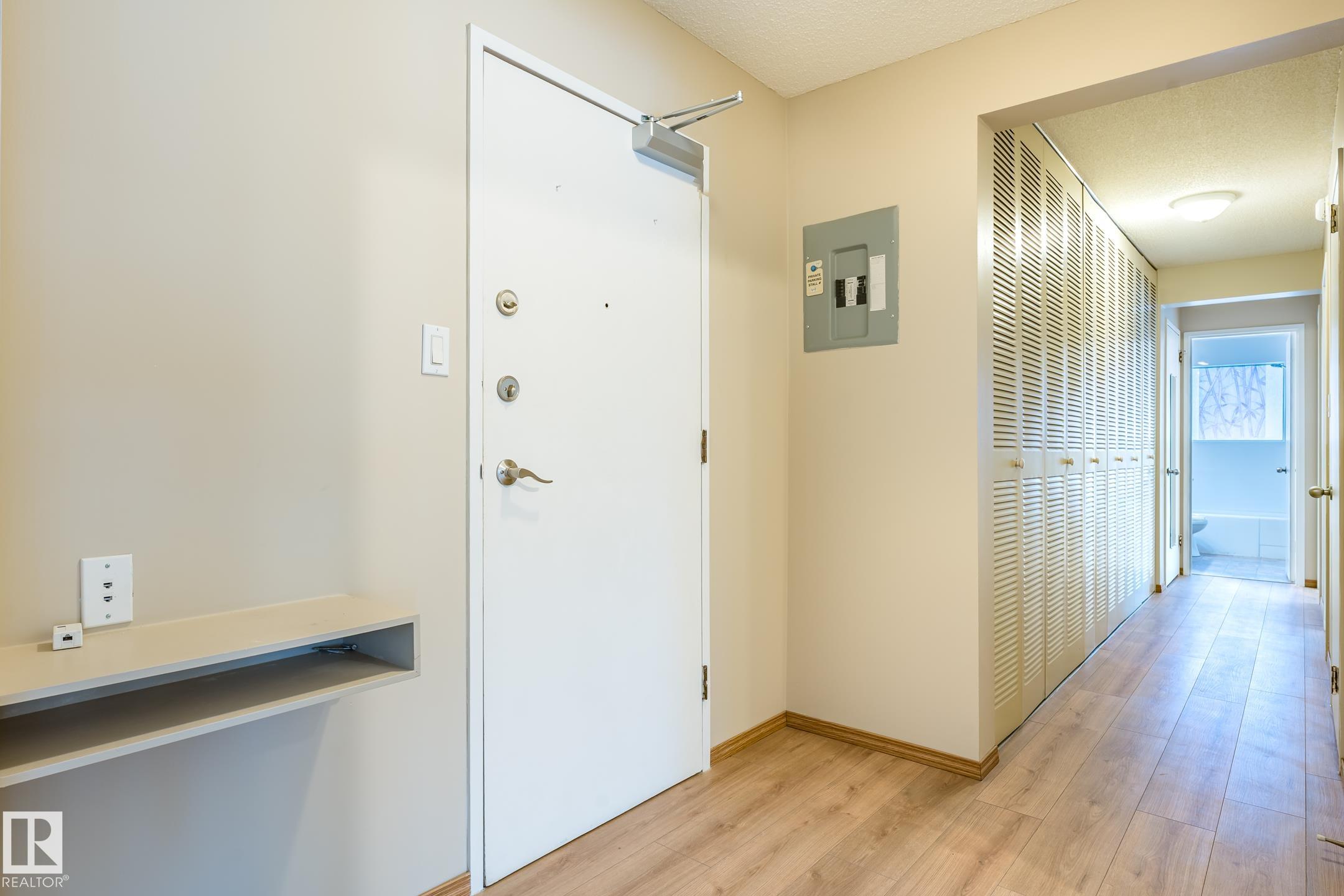 Photo 11 at 202 - 11450 40 Avenue NW, Royal Gardens, Edmonton