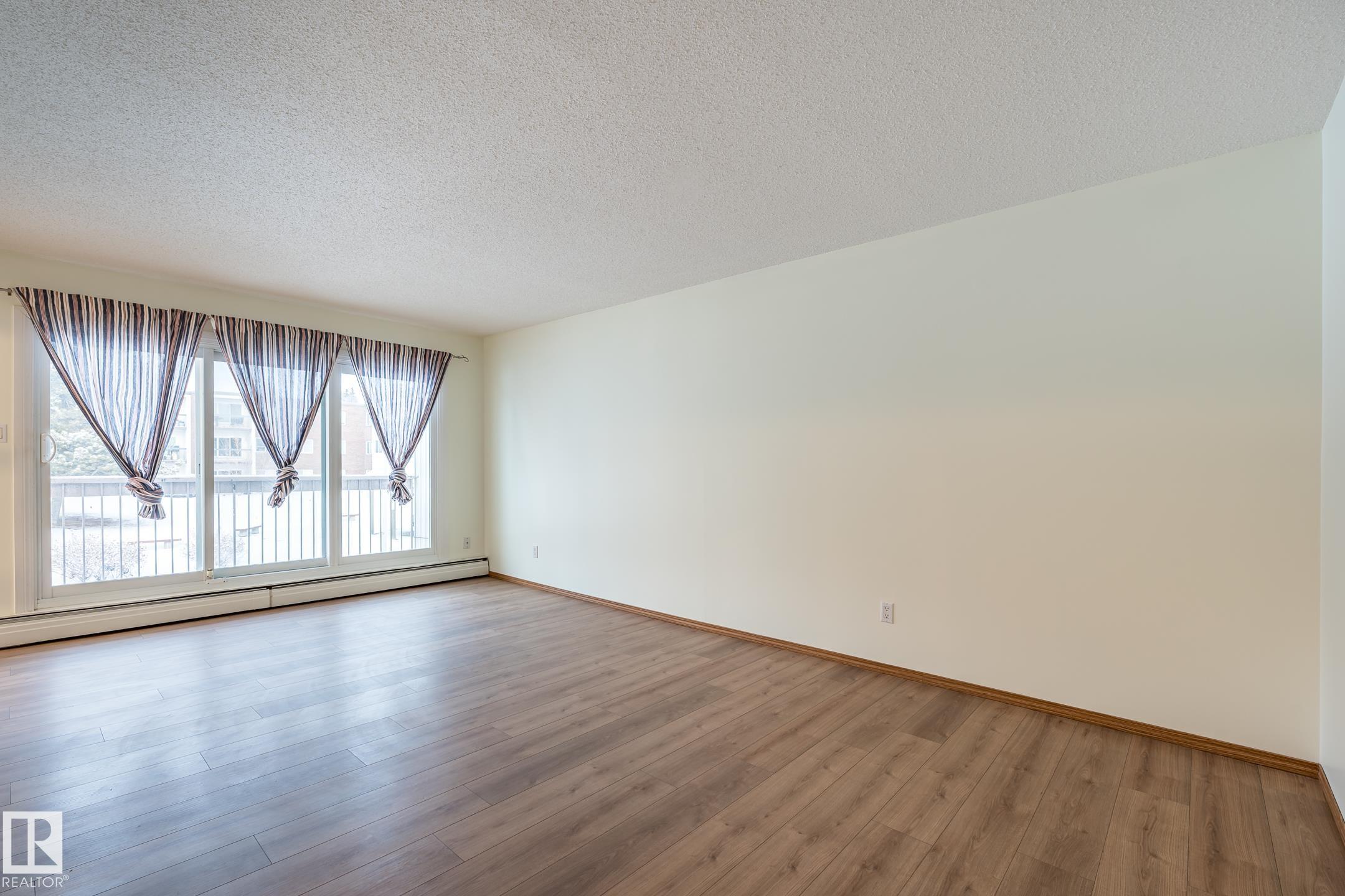 Photo 13 at 202 - 11450 40 Avenue NW, Royal Gardens, Edmonton