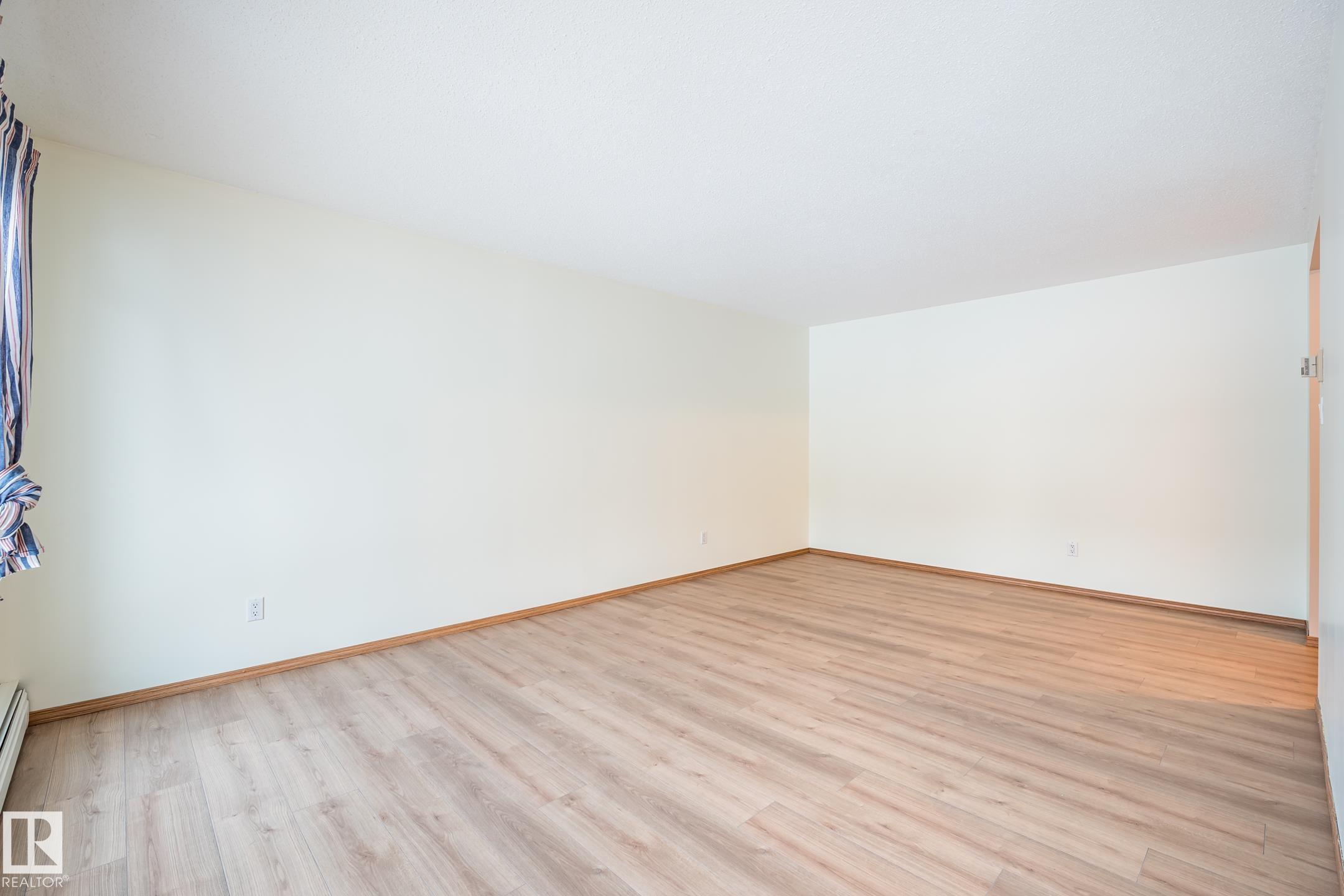 Photo 17 at 202 - 11450 40 Avenue NW, Royal Gardens, Edmonton