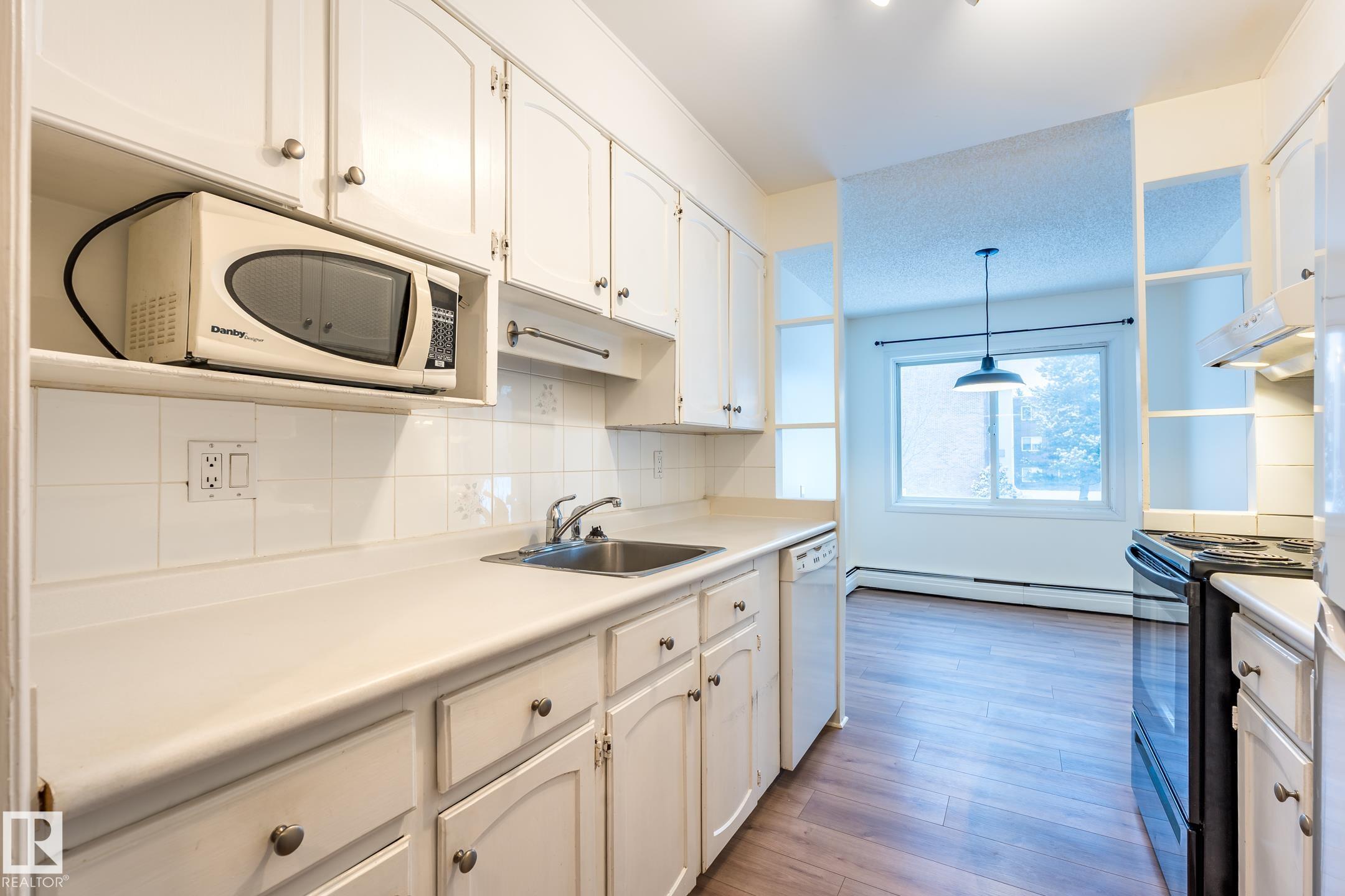 Photo 24 at 202 - 11450 40 Avenue NW, Royal Gardens, Edmonton