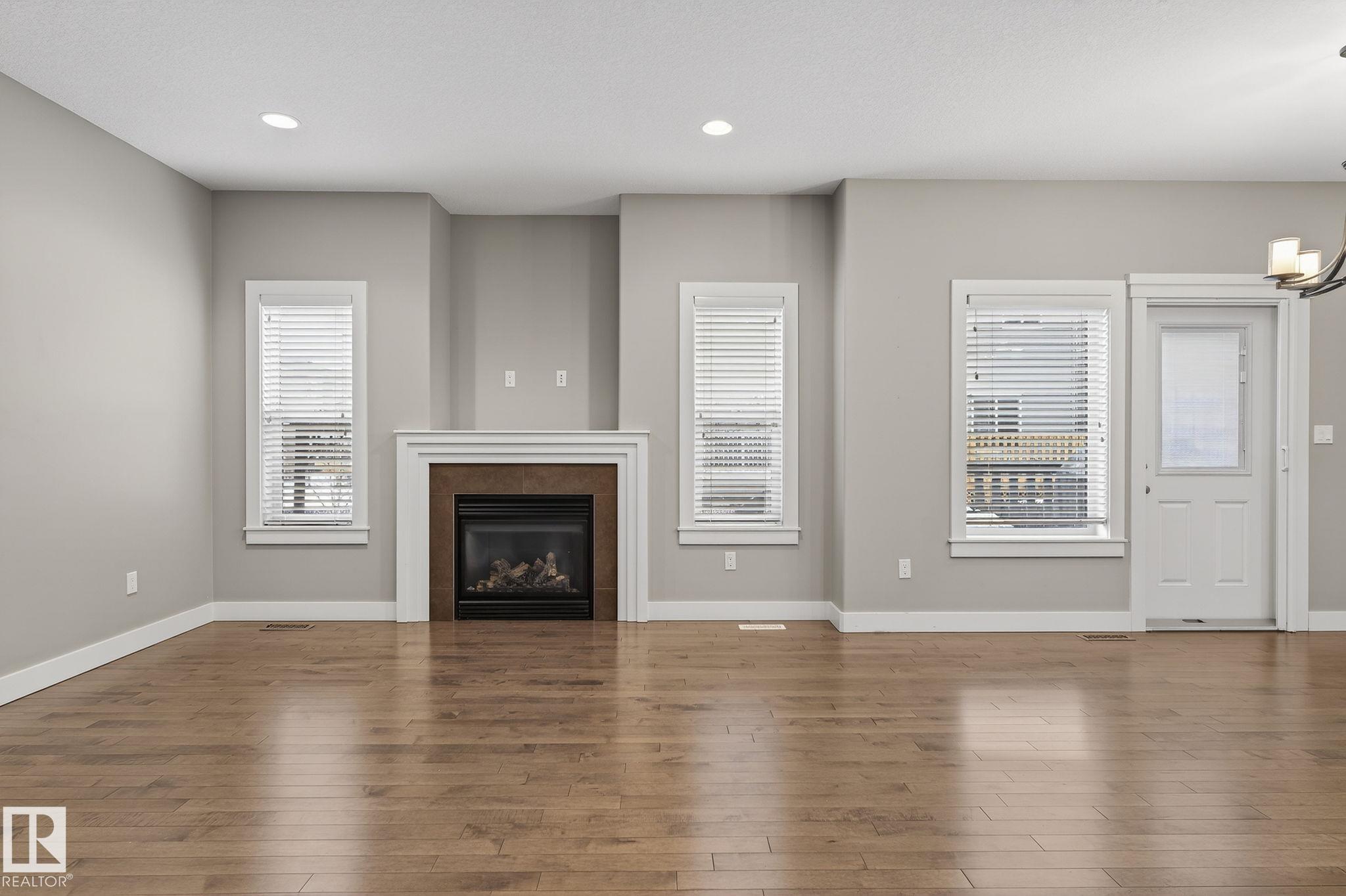 Photo 7 at 92 - 8602 Southfort Boulevard, South Fort, Fort Saskatchewan