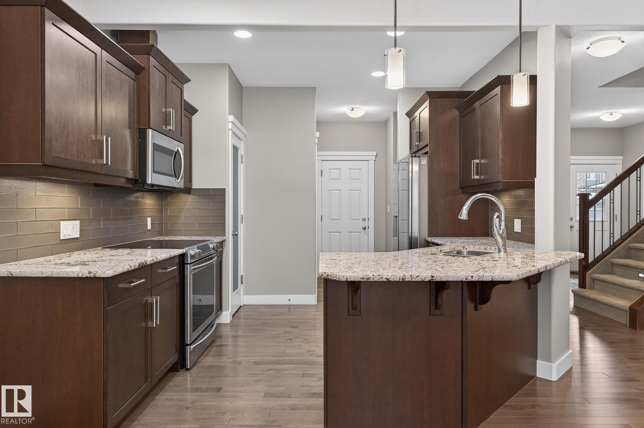 Photo 10 at 92 - 8602 Southfort Boulevard, South Fort, Fort Saskatchewan