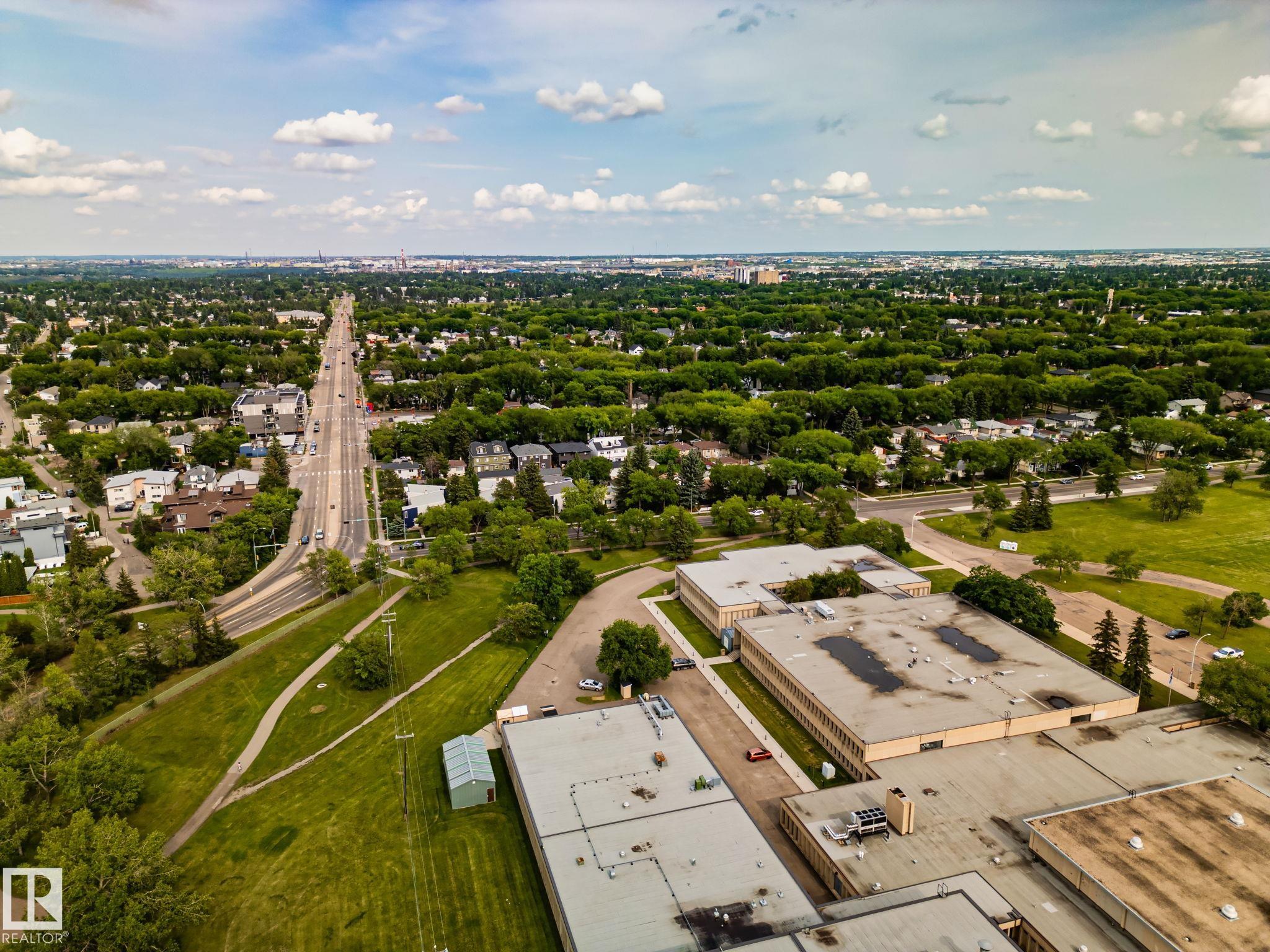 Photo 29 at 10521 84 Street NW, Forest Heights, Edmonton