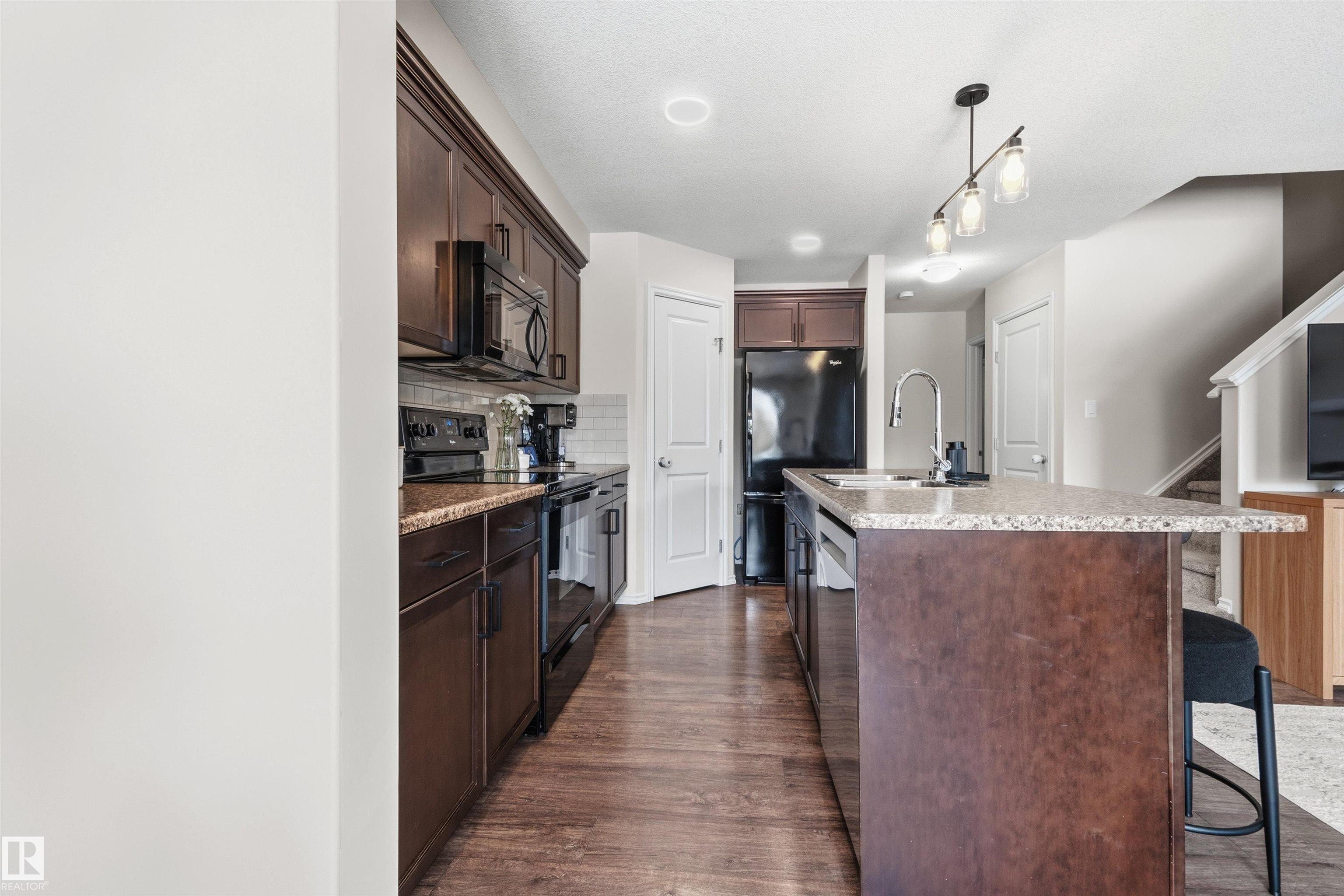 Photo 12 at 14 Aralia Cove, Aspen Glen, Spruce Grove