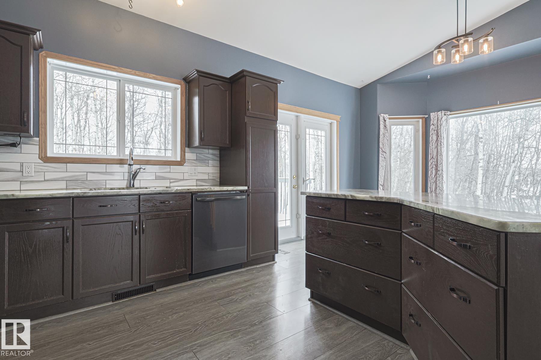 Photo 23 at 112 - 53319 Rge Road 14, Glory Lake Park, Rural Parkland County