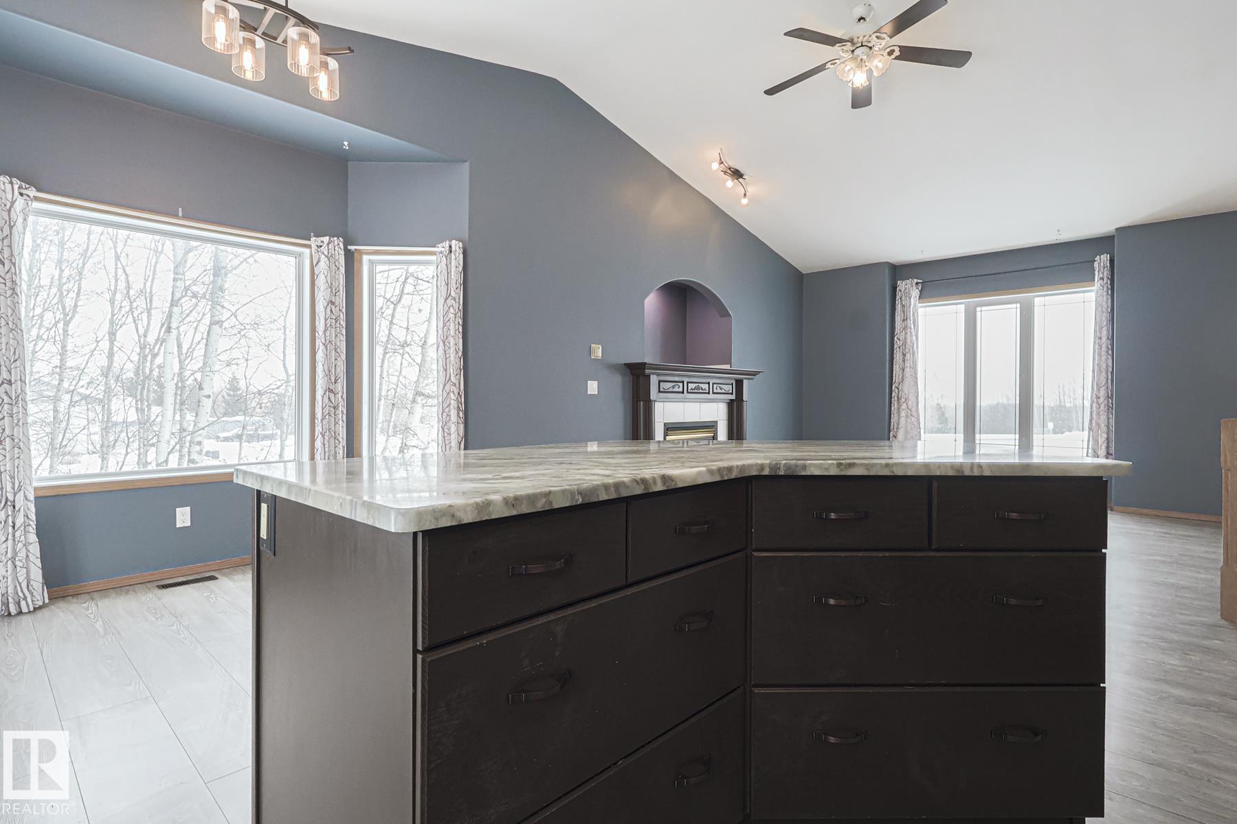 Photo 24 at 112 - 53319 Rge Road 14, Glory Lake Park, Rural Parkland County