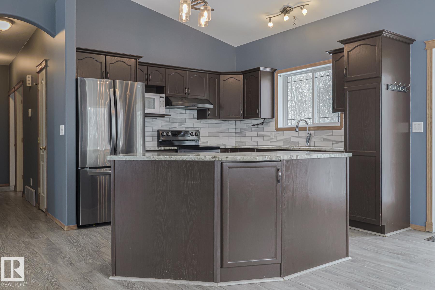 Photo 25 at 112 - 53319 Rge Road 14, Glory Lake Park, Rural Parkland County