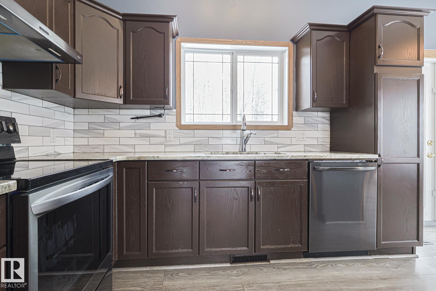 Photo 29 at 112 - 53319 Rge Road 14, Glory Lake Park, Rural Parkland County