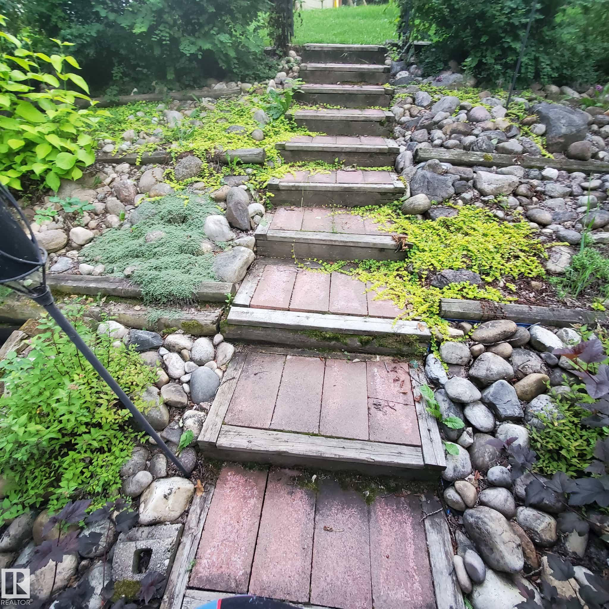 Photo 7 at 112 - 53319 Rge Road 14, Glory Lake Park, Rural Parkland County