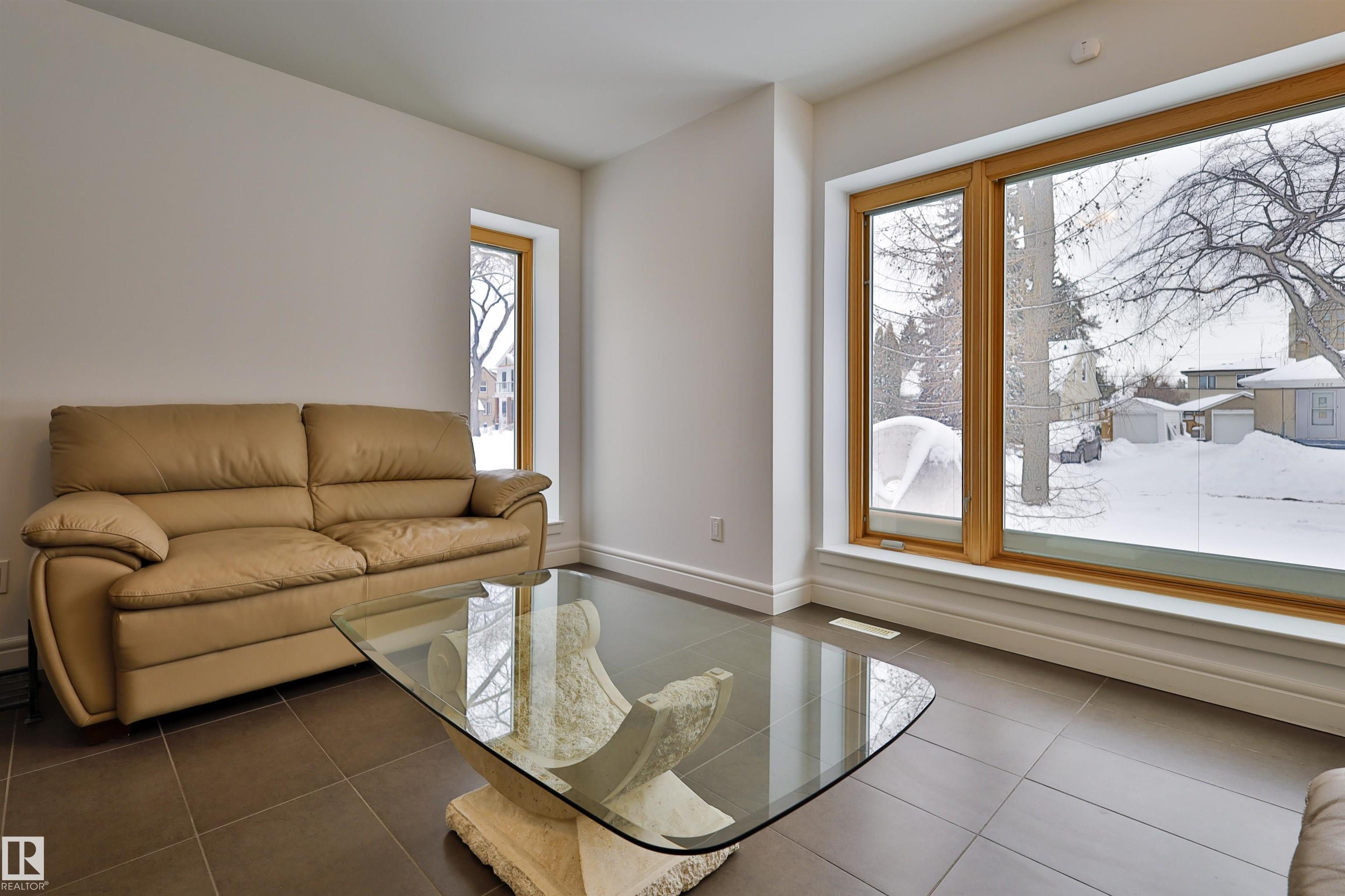 Photo 25 at 11528 72 Avenue NW, Belgravia, Edmonton