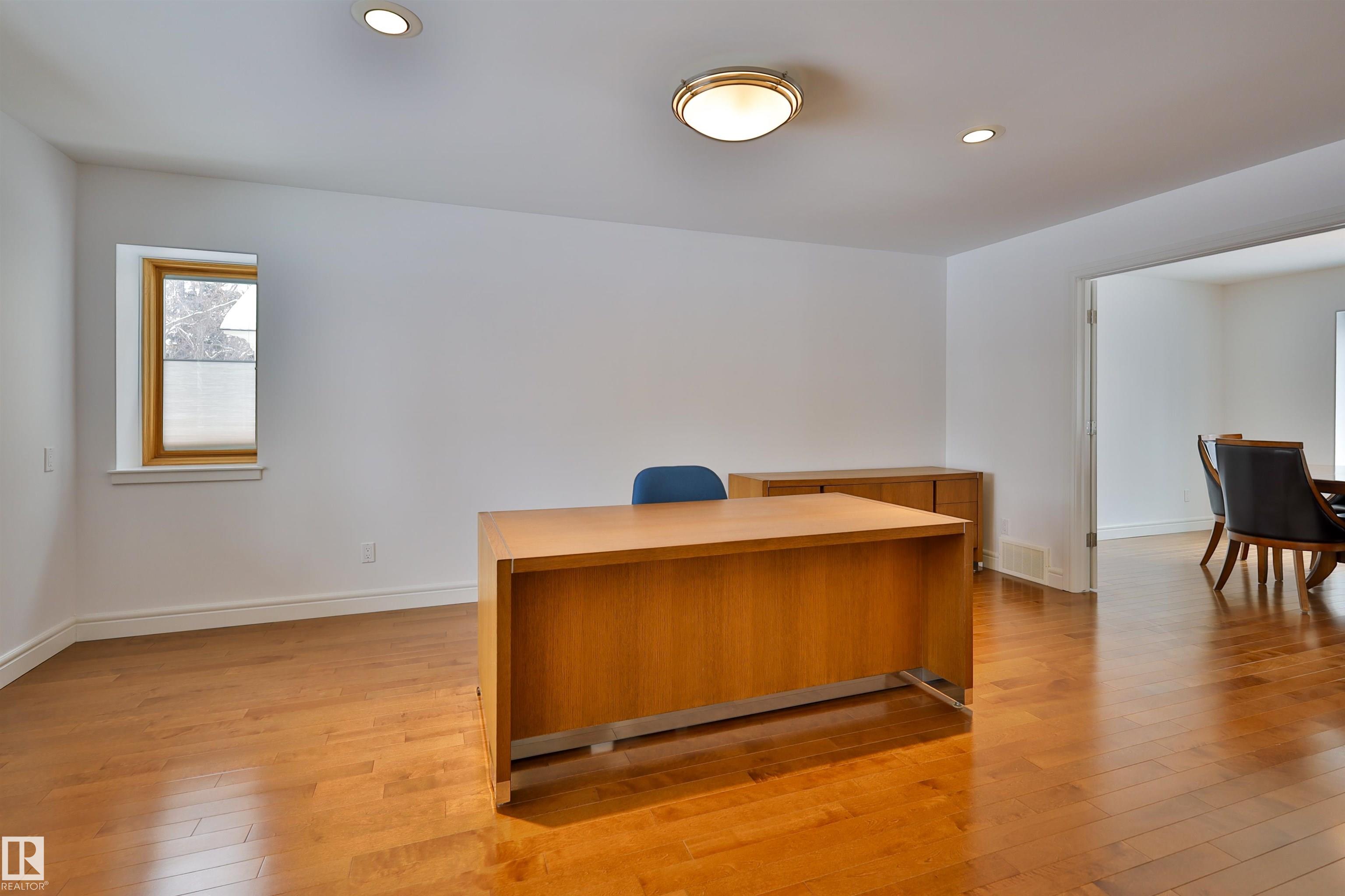 Photo 32 at 11528 72 Avenue NW, Belgravia, Edmonton