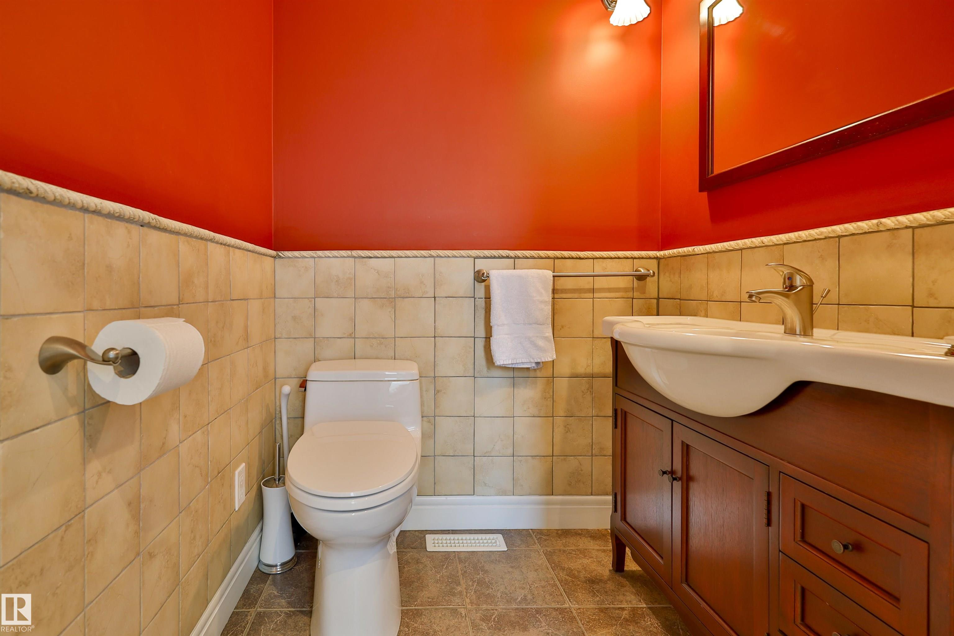 Photo 39 at 11528 72 Avenue NW, Belgravia, Edmonton