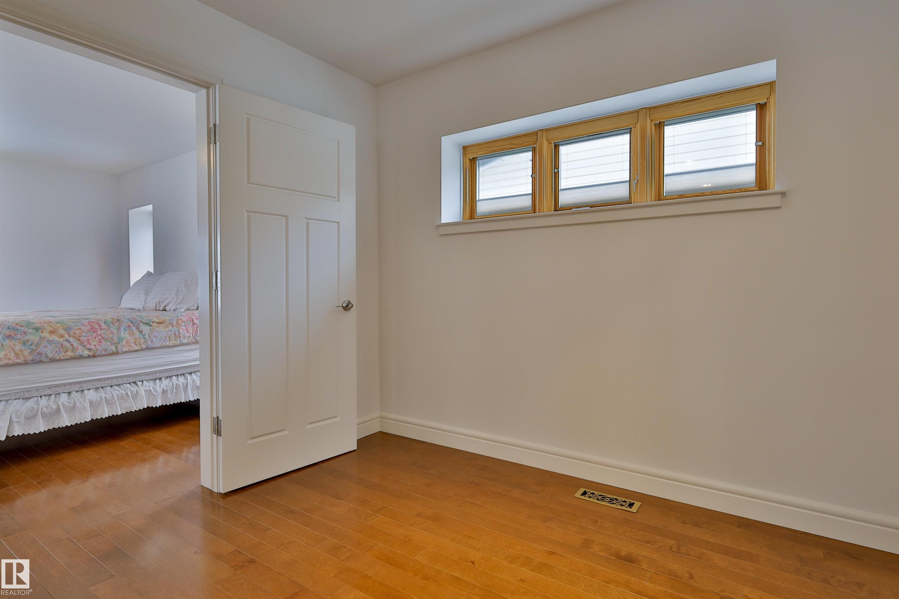 Photo 58 at 11528 72 Avenue NW, Belgravia, Edmonton