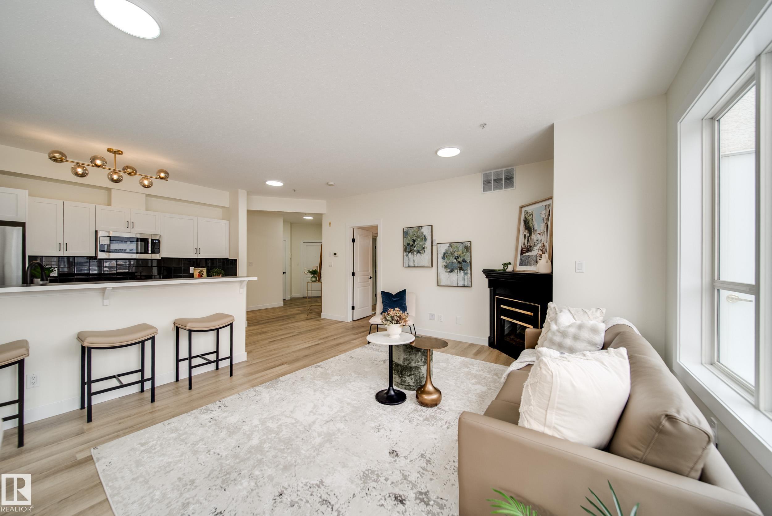 Photo 12 at 532 - 10023 110 Street NW, Wîhkwêntôwin, Edmonton