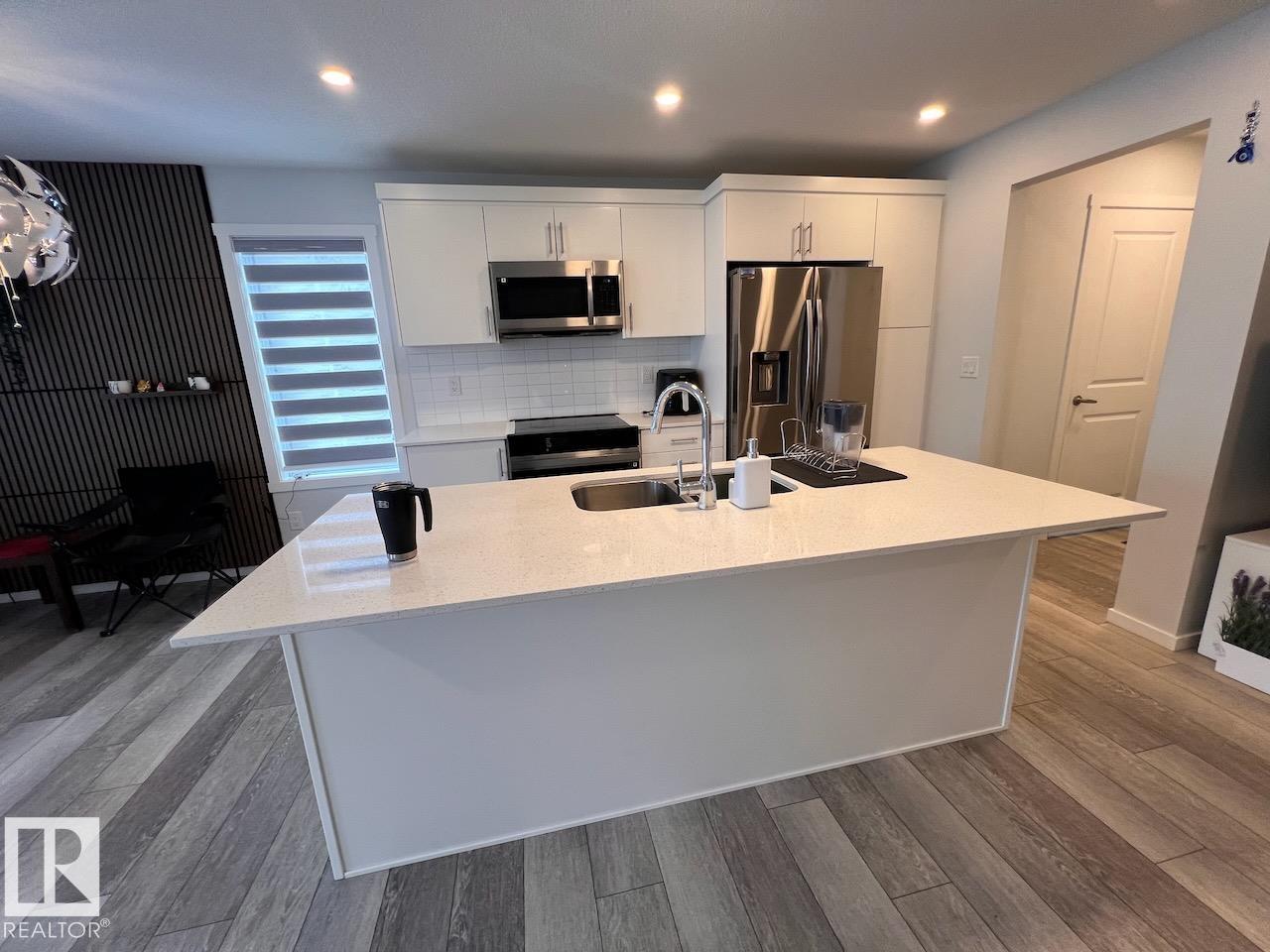 Photo 2 at 1114 Crestview Terrace, Hearthstone, Sherwood Park