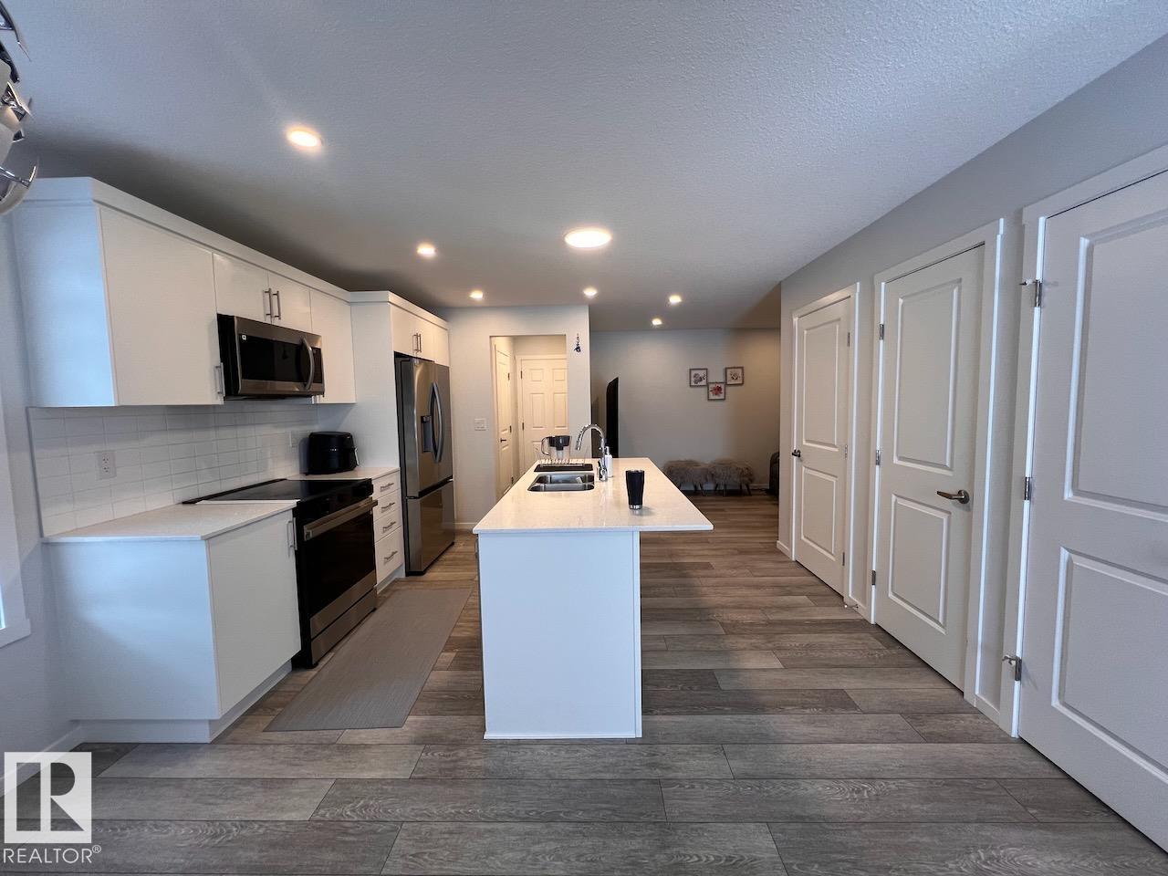 Photo 3 at 1114 Crestview Terrace, Hearthstone, Sherwood Park